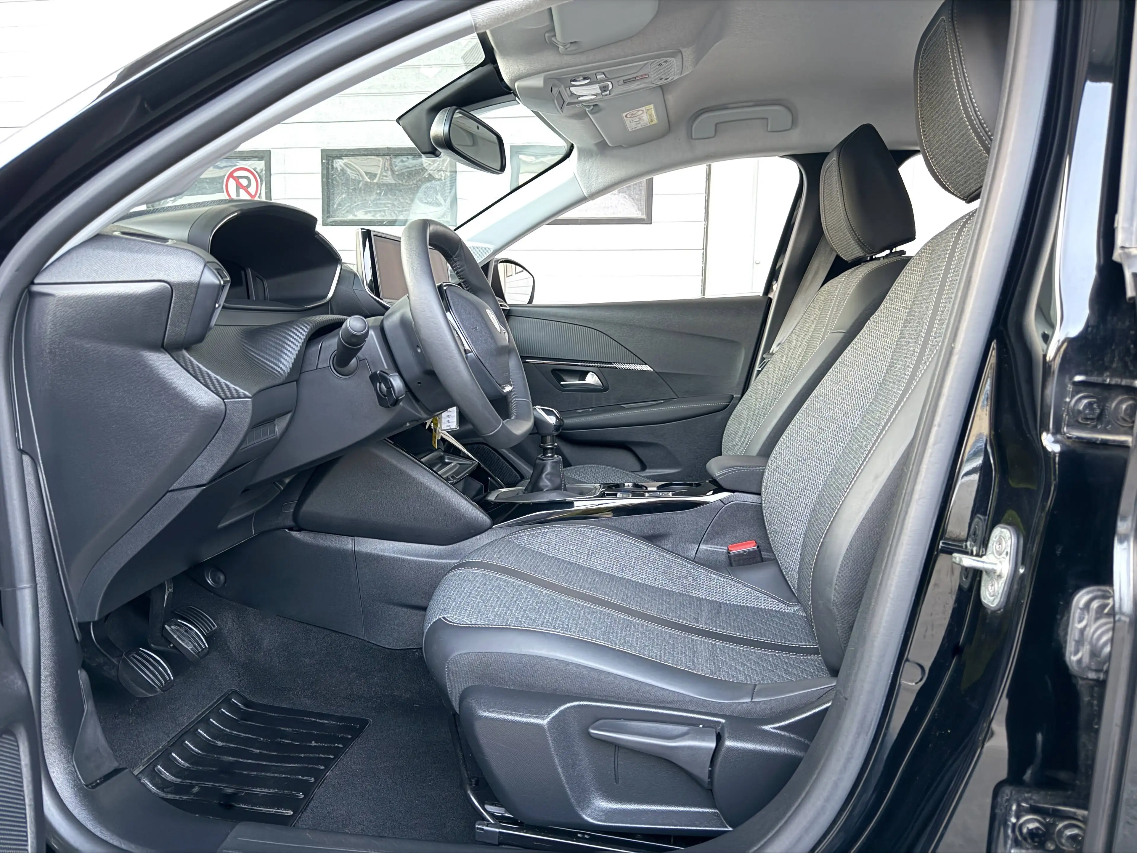 Peugeot 208 1.2/Allure/Benzine/Carplay/Camera/Led/Airco/Euro6e/Garantie — photo 11
