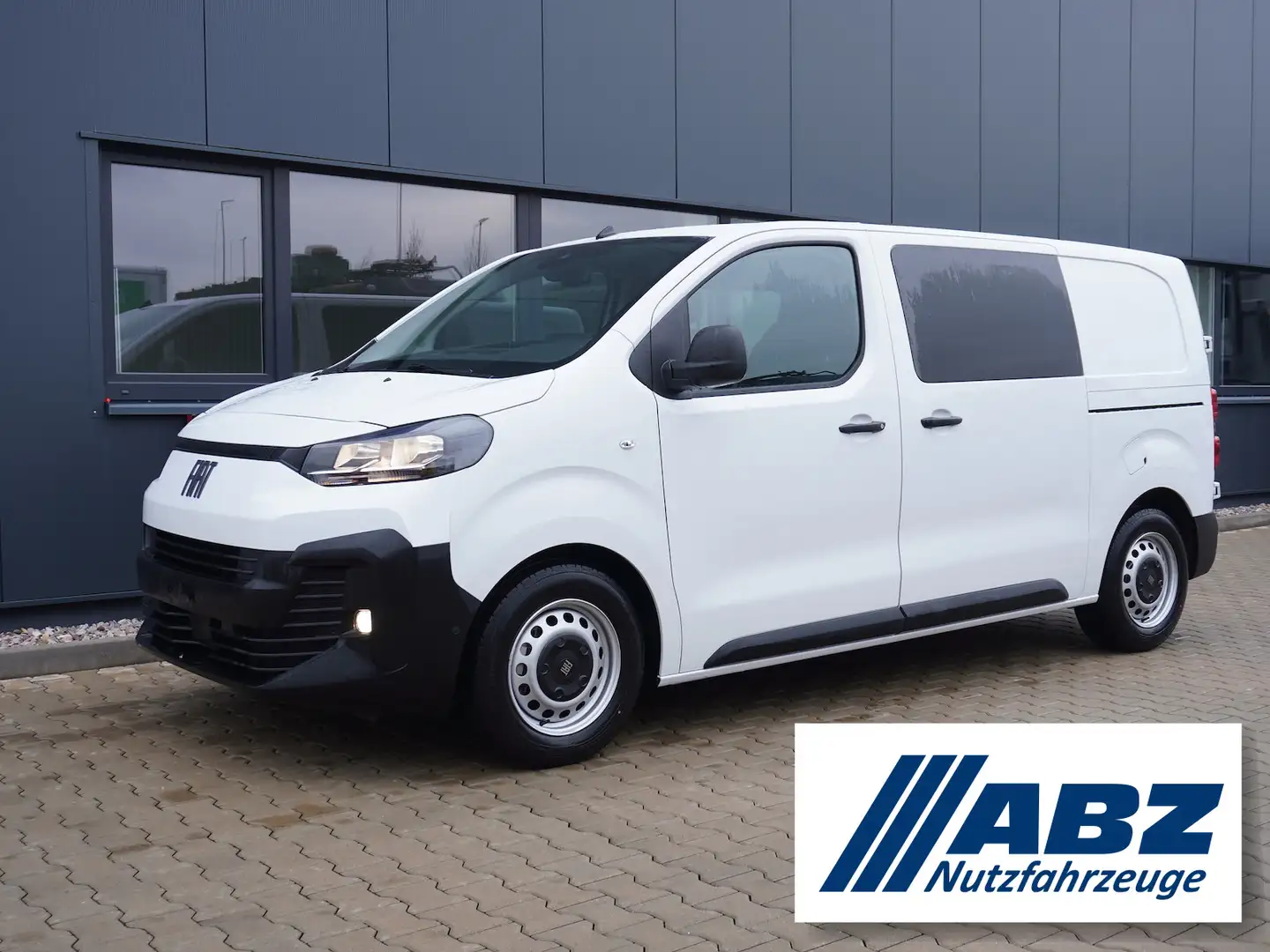 Fiat Scudo MultiCab L2 145 mit Winterpaket Blanc - 1