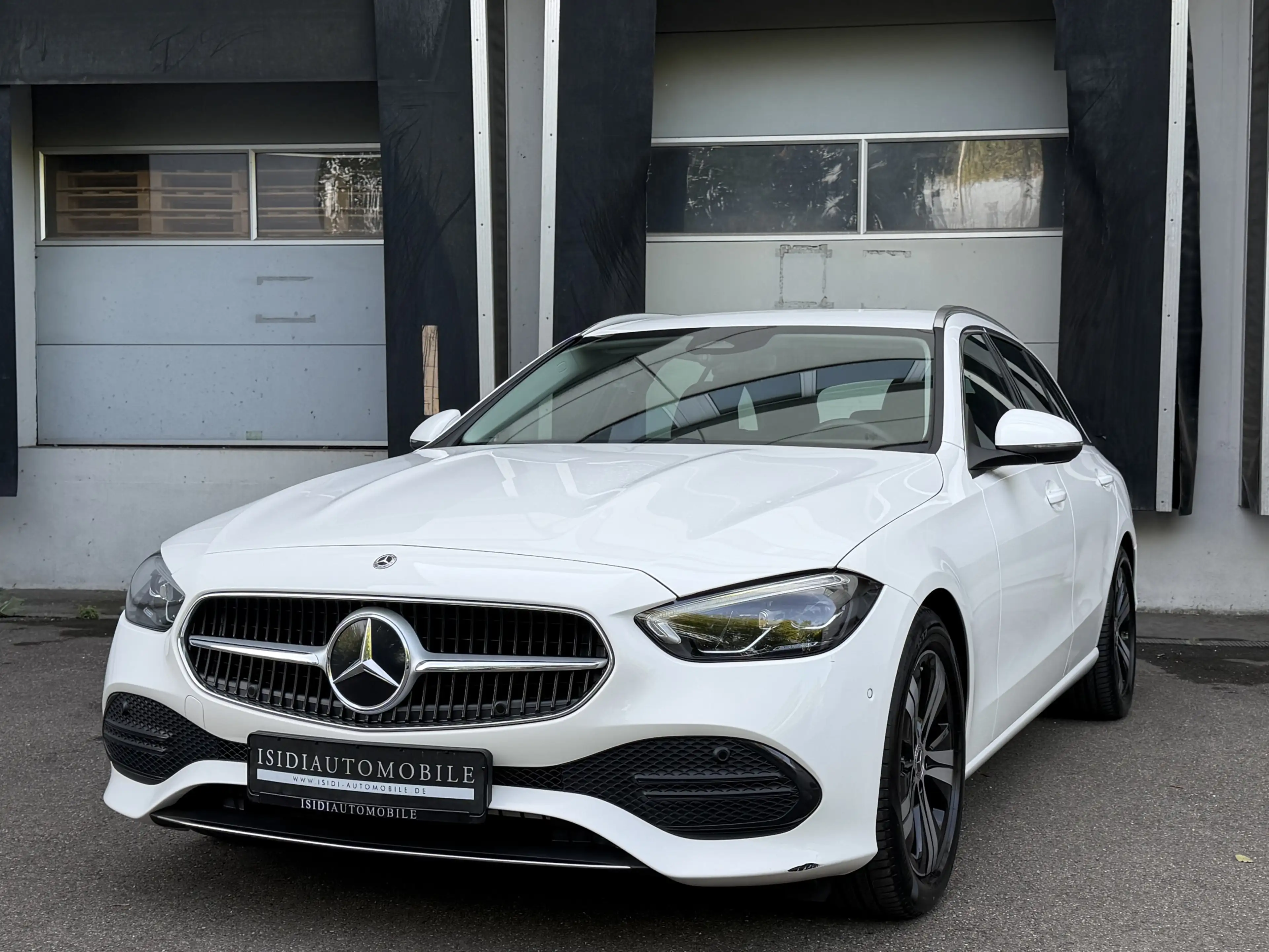 Mercedes-Benz C 180 T Avantgarde LED MBUX Rü-Kamera Keyless-Go