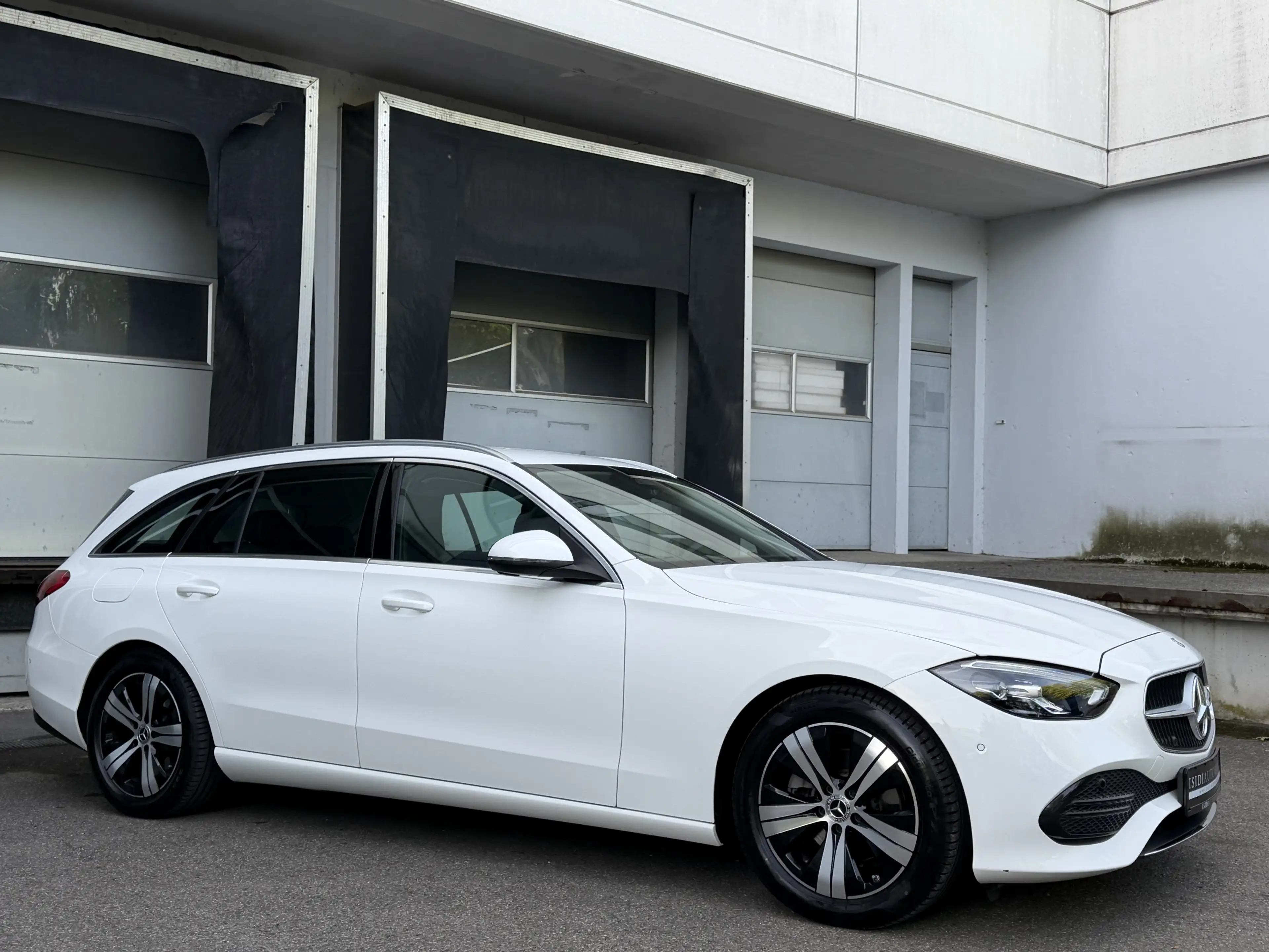 Mercedes-Benz C 180 T Avantgarde LED MBUX Rü-Kamera Keyless-Go — photo 8