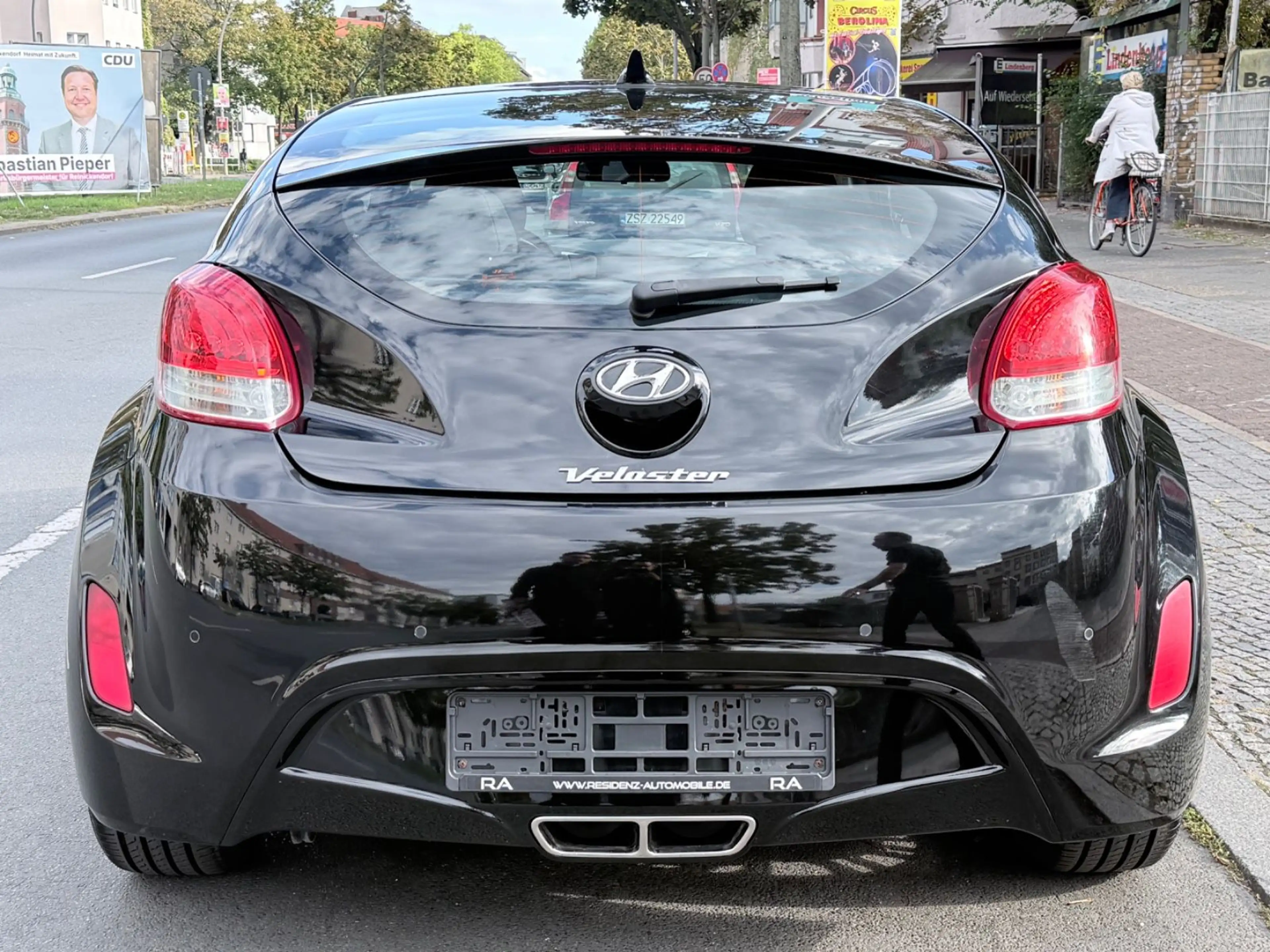 Hyundai VELOSTER VELOSTER 1.6 GDI STYLE *KLIMAAUTO*LED*AUS 2.HAND — photo 7