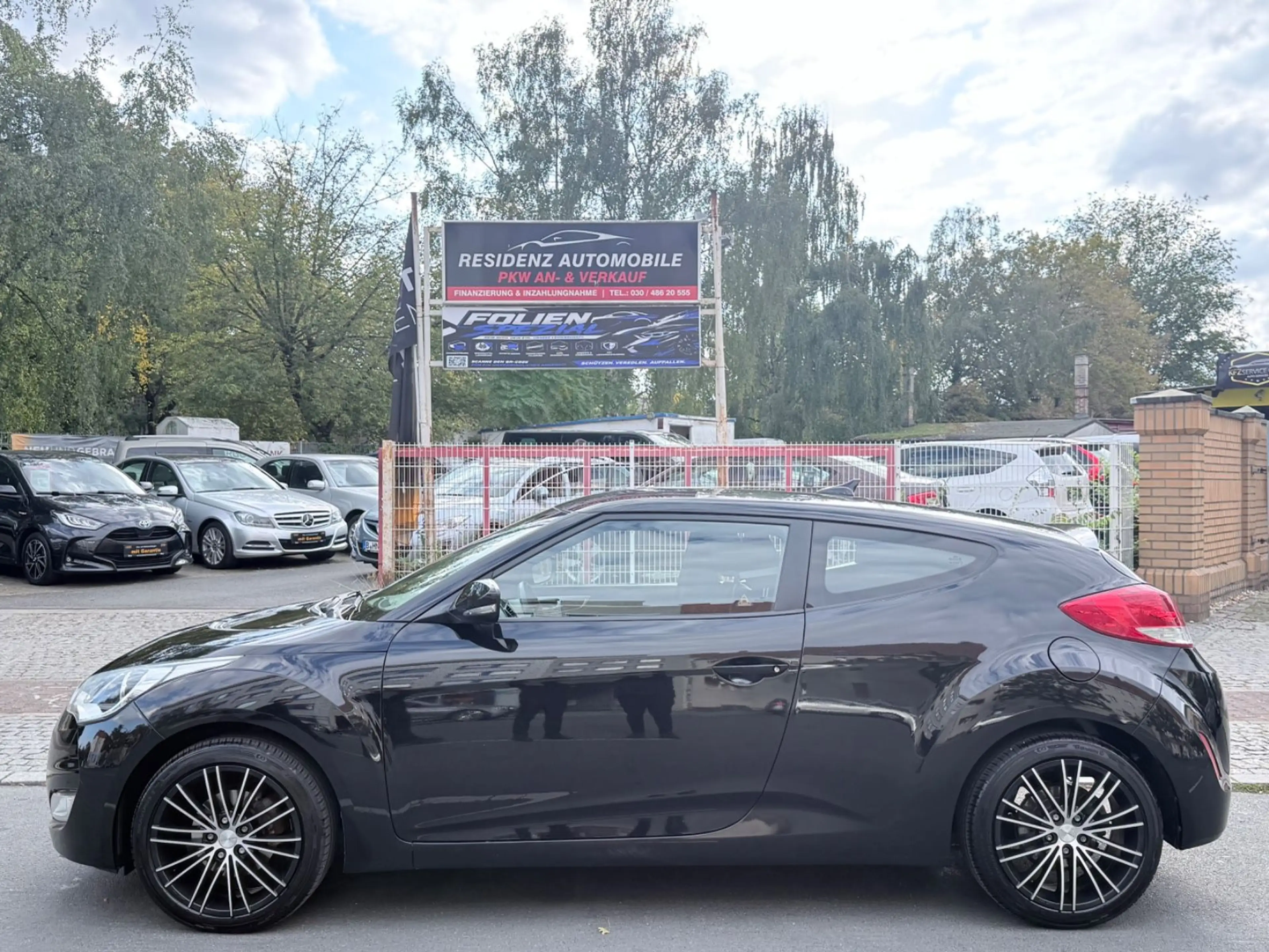 Hyundai VELOSTER VELOSTER 1.6 GDI STYLE *KLIMAAUTO*LED*AUS 2.HAND — photo 4