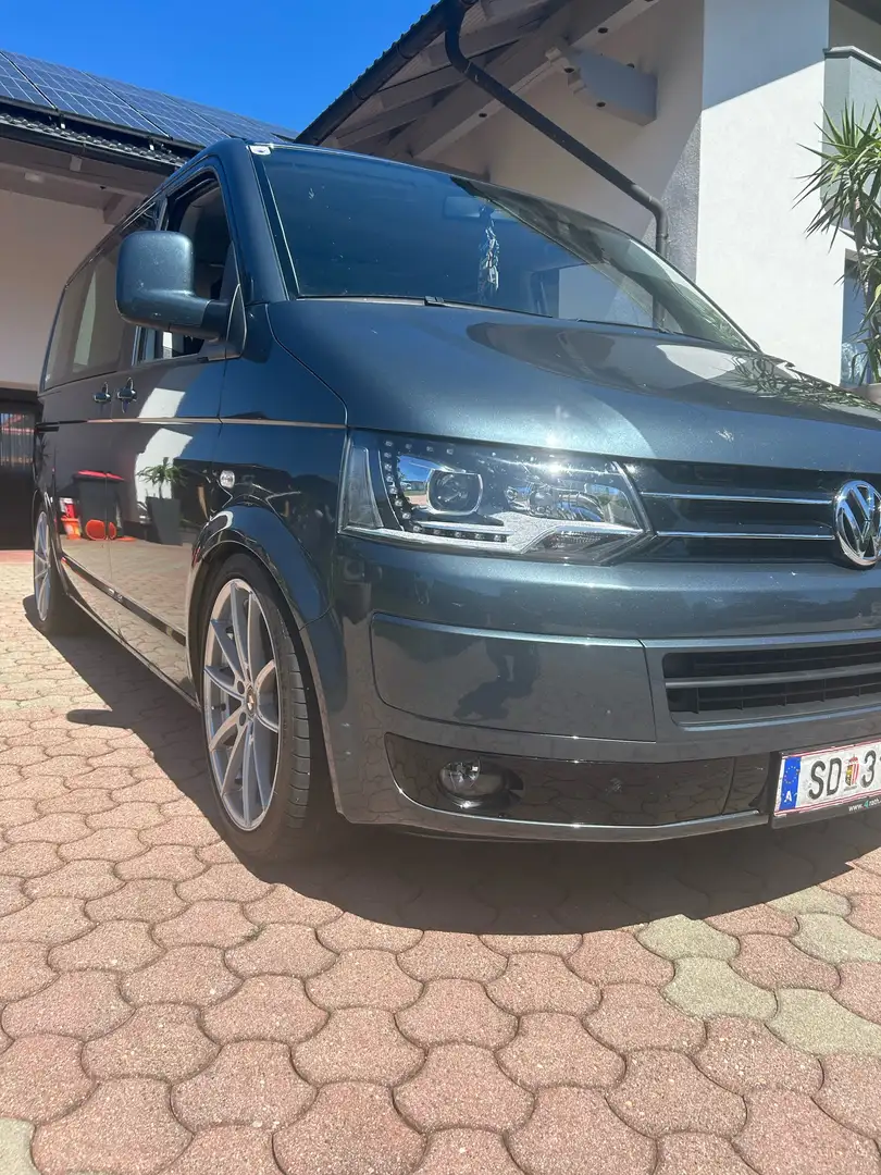 Volkswagen T5 Caravelle T5 2,5 TDI 4motion Grau - 1