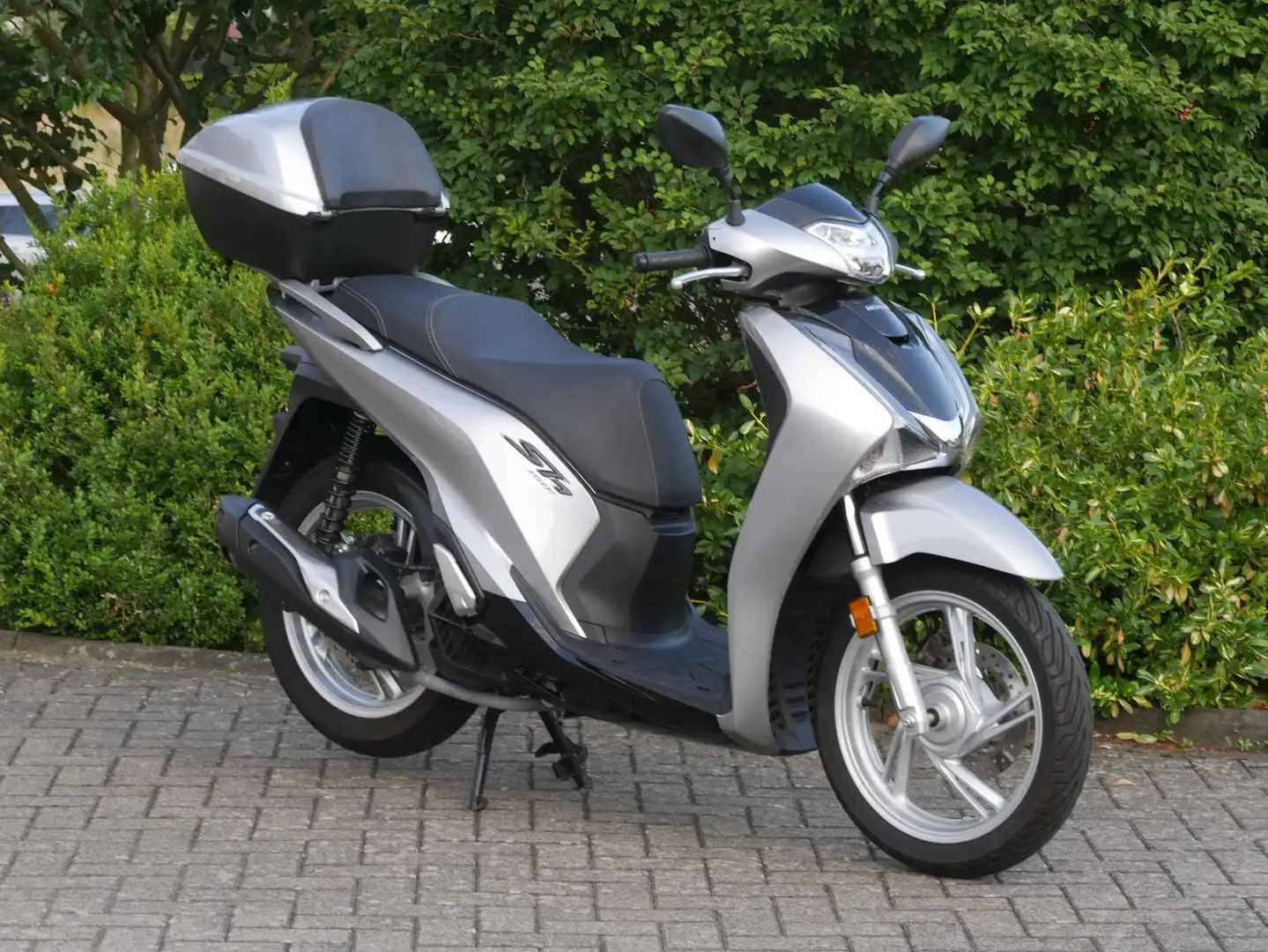 Honda SH 150 Argent - 2