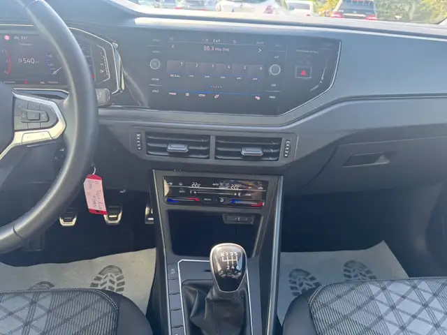 Volkswagen Taigo view 13