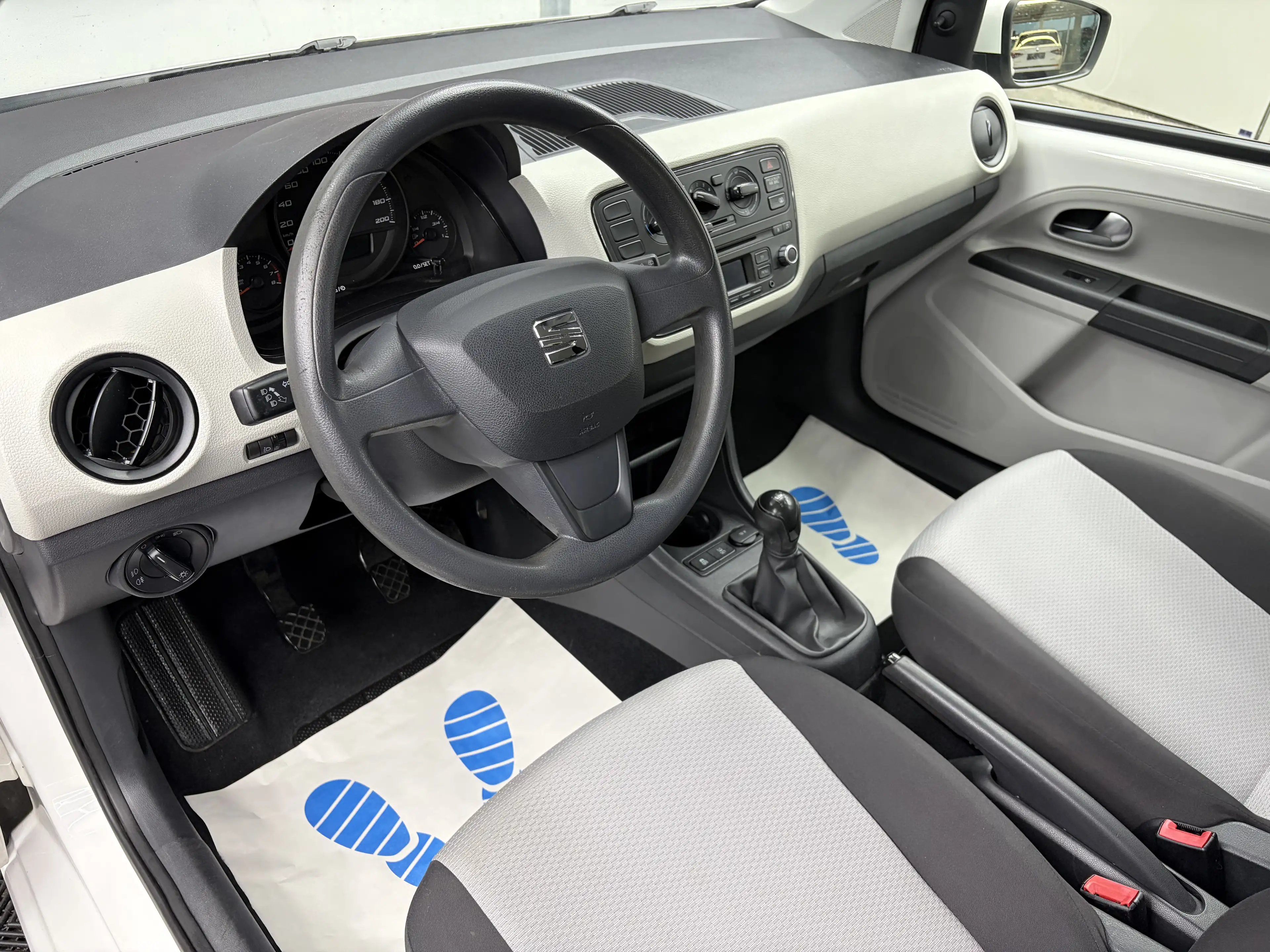 SEAT Mii Style — photo 11