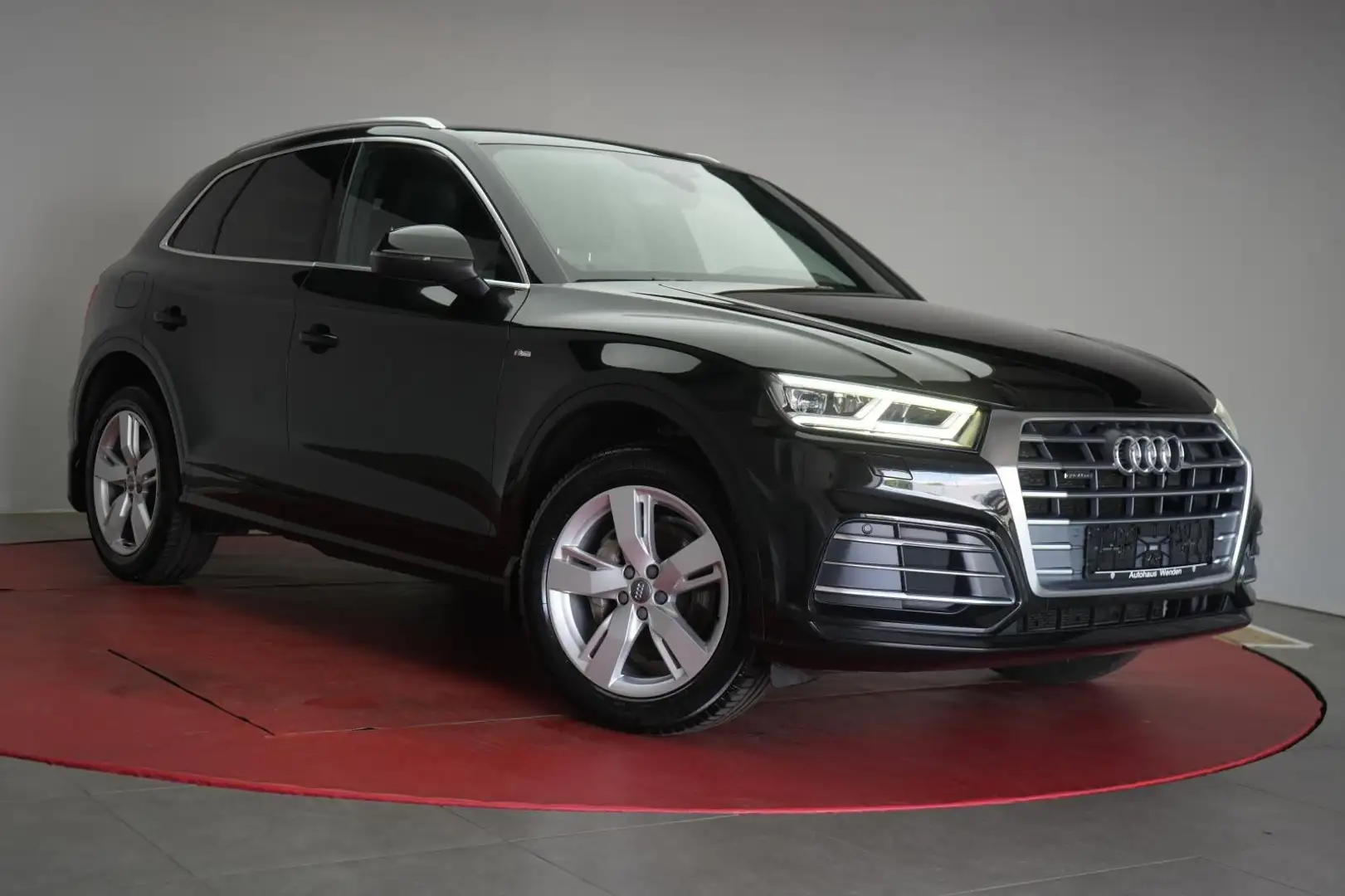 Audi Q5 2.0 TDI quattro S tronic S line Temp/Kamera/L Schwarz - 1