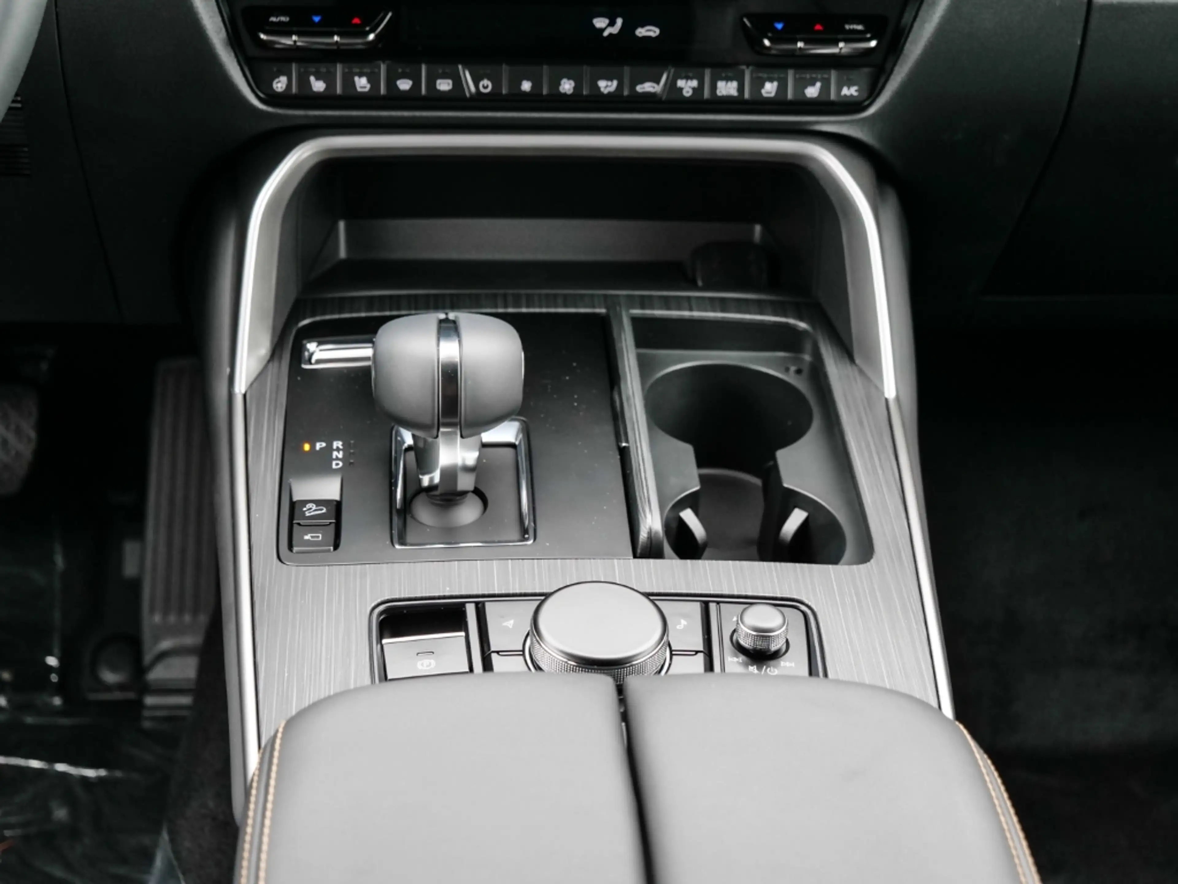 Mazda CX-80 2026 3.3L e-SKYACTIV D 254ps 8AT AWD Homura COSO B — photo 11