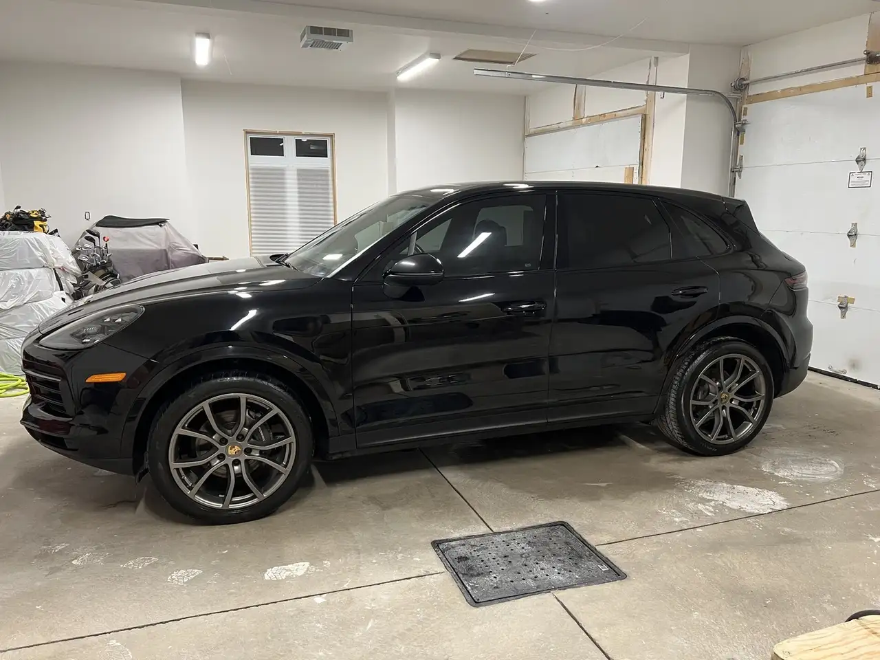 Porsche Cayenne снимка Porsche Cayenne