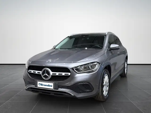 Mercedes-Benz GLA 180 180 d Business Extra auto
