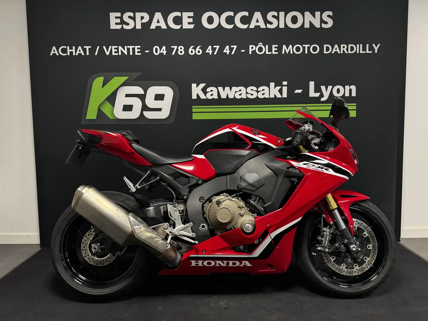 Honda Fireblade Червоний - 1