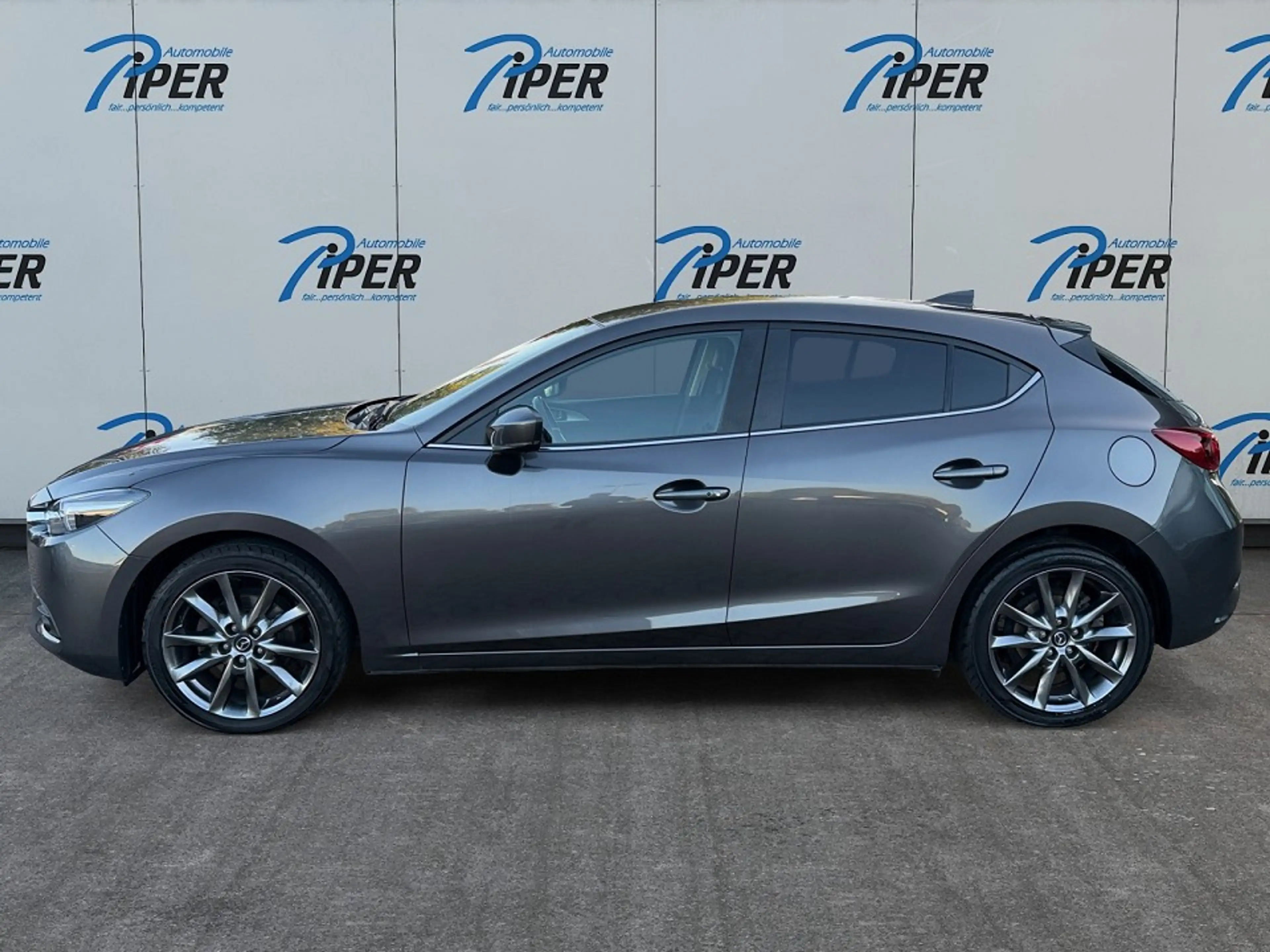Mazda 3 SKYACTIV-G 120 Signature LED PDC — photo 2