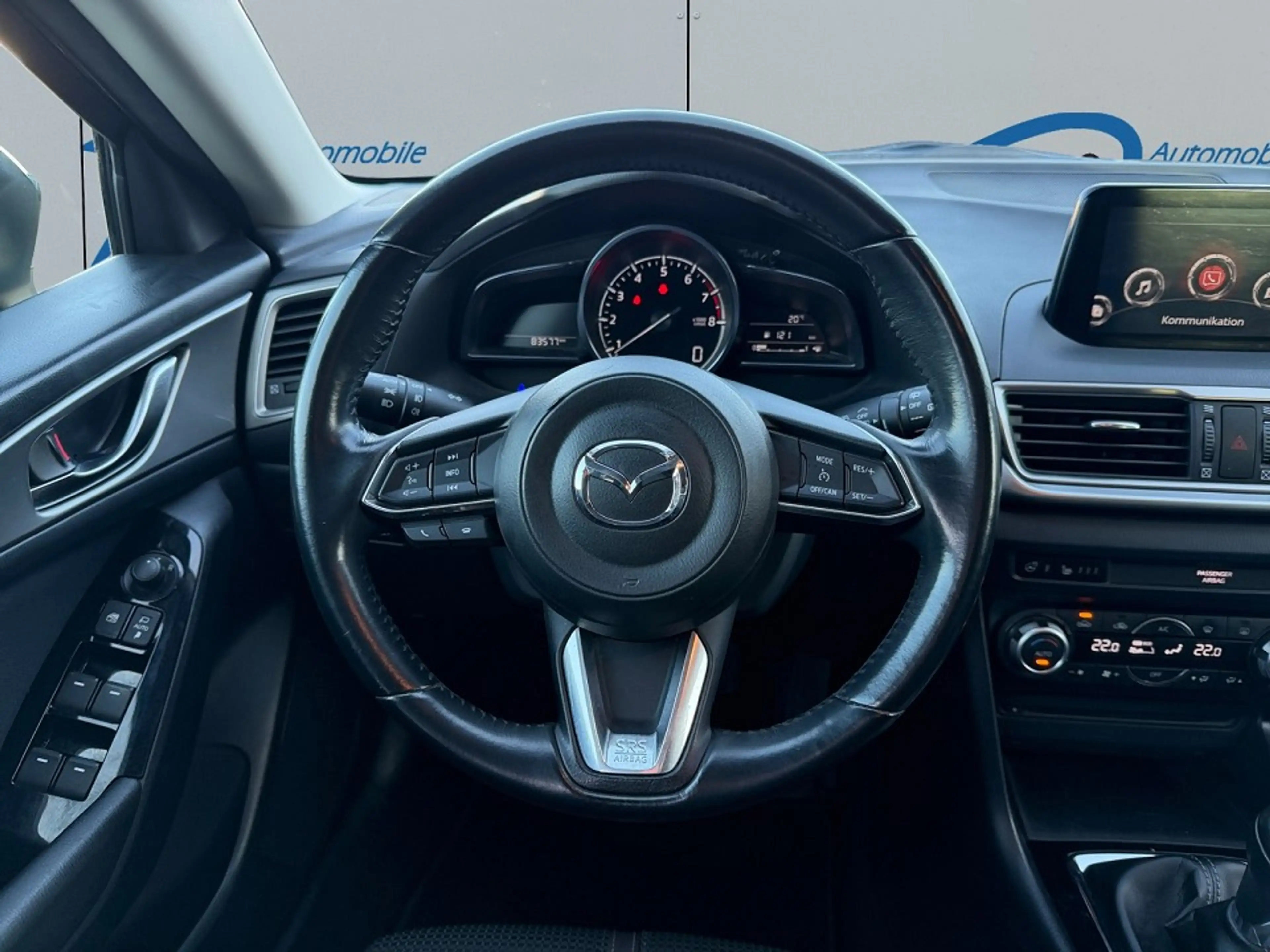 Mazda 3 SKYACTIV-G 120 Signature LED PDC — photo 13