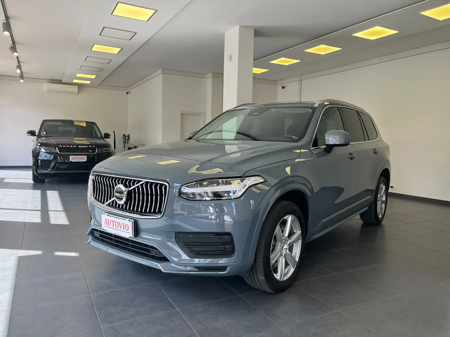 Volvo XC90 2.0d B5 automatico AWD 7posti Core Grigio - 1