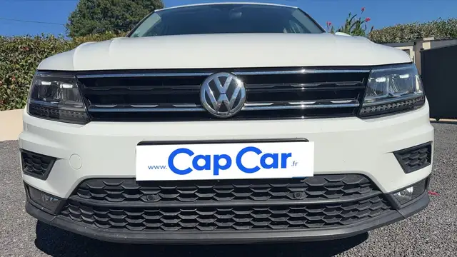 Volkswagen Tiguan view 20