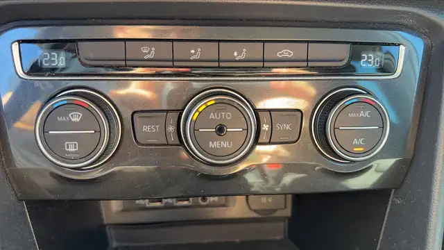 Volkswagen Tiguan view 29