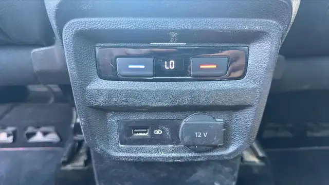 Volkswagen Tiguan view 24