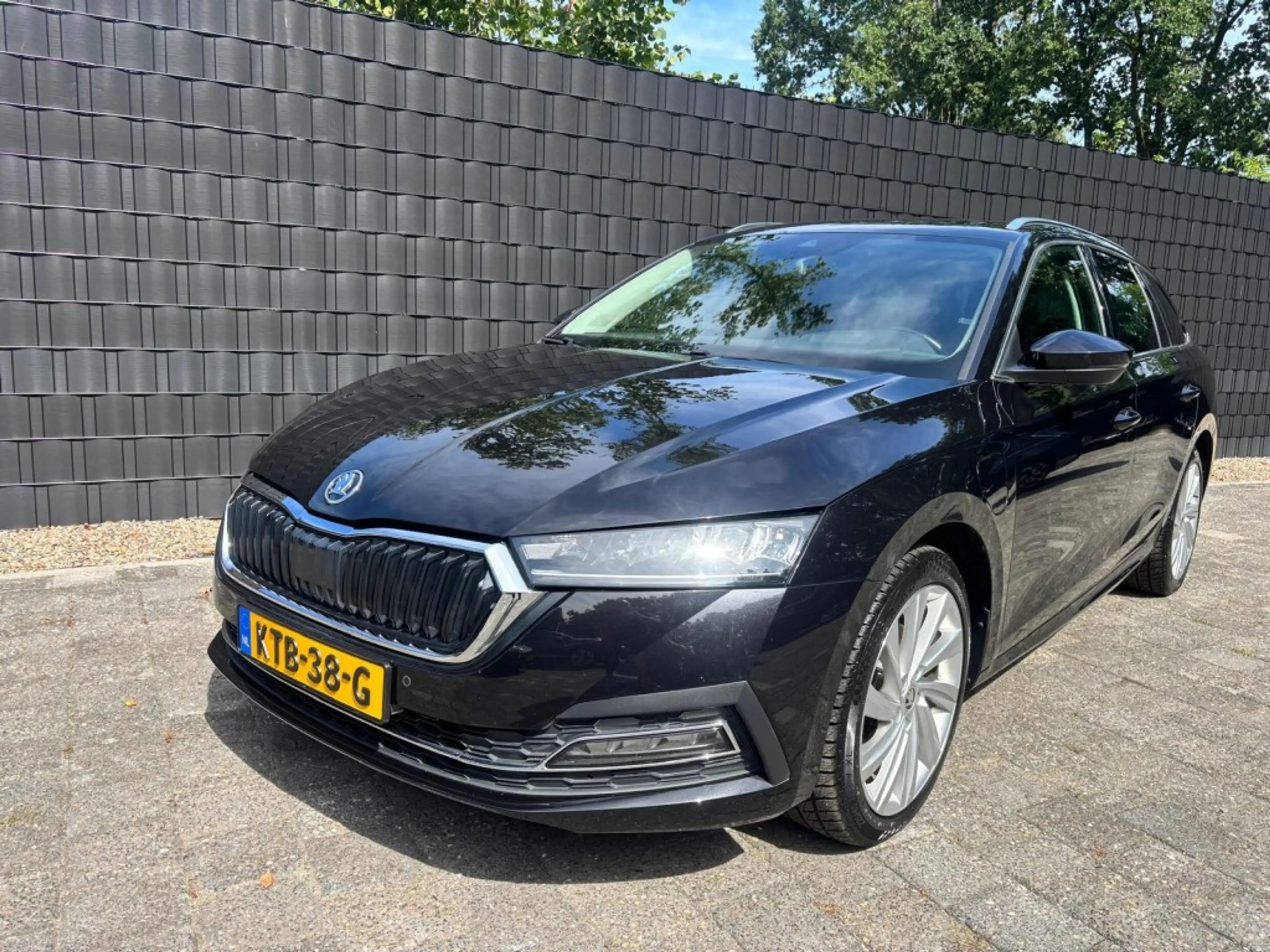 Skoda Octavia 1.4 TSI IV BNSEDPLUS**DAB//massagestoel//leer//hea — photo 2