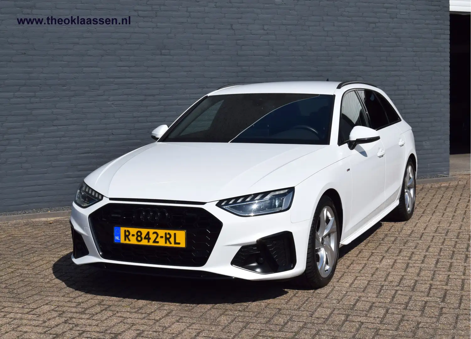 Audi A4 Avant 40 TFSI quattro S edition Virtual Cockpit Pl Blanc - 2