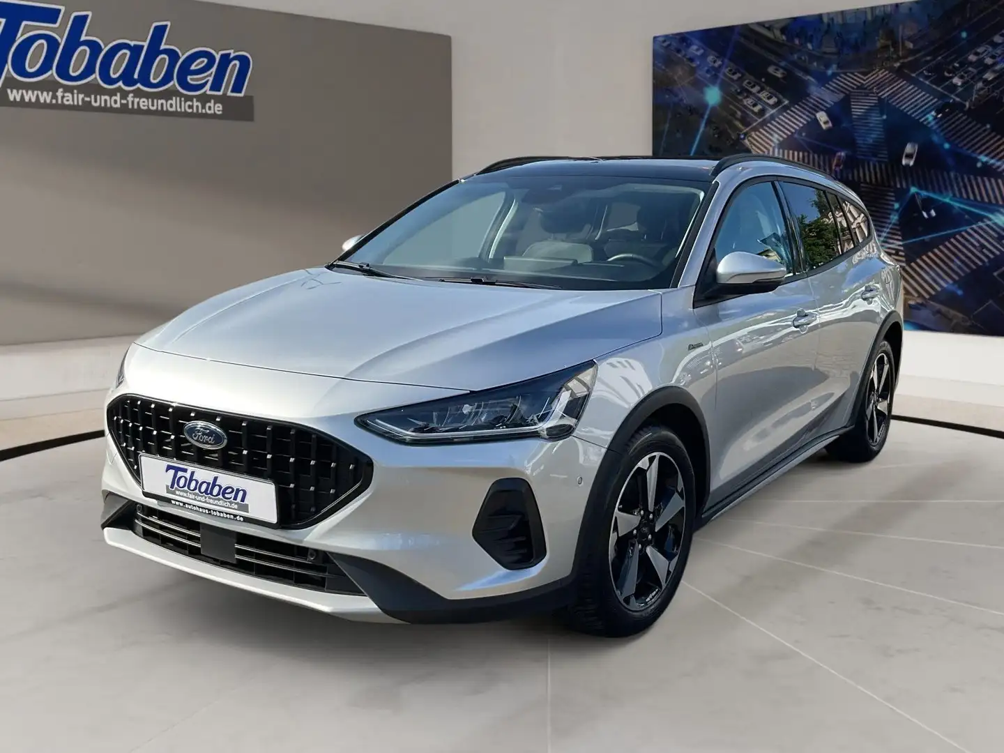 Ford Focus 1.5 EcoBlue Active X PANO/LEDER/WIPA Plateado - 1