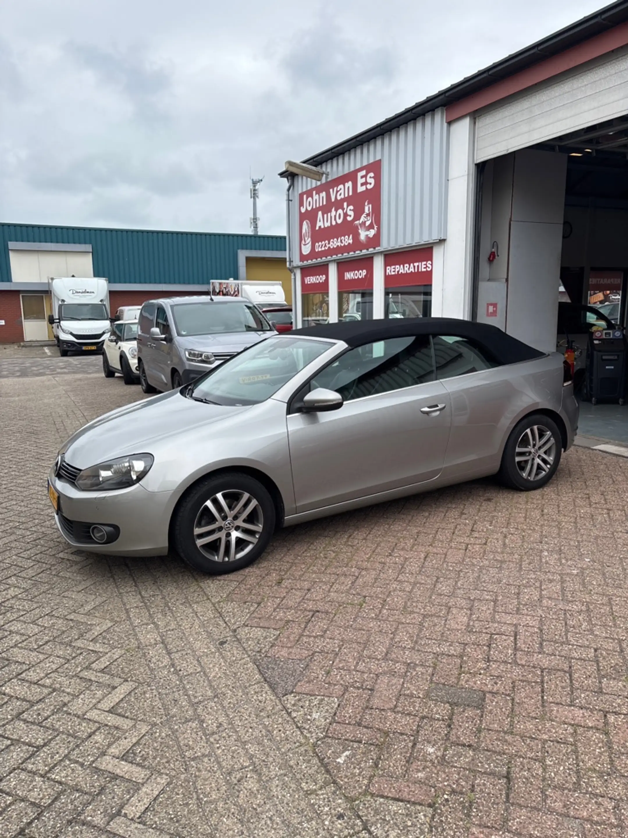 Volkswagen Golf Cabriolet 1.4 TSI — photo 9