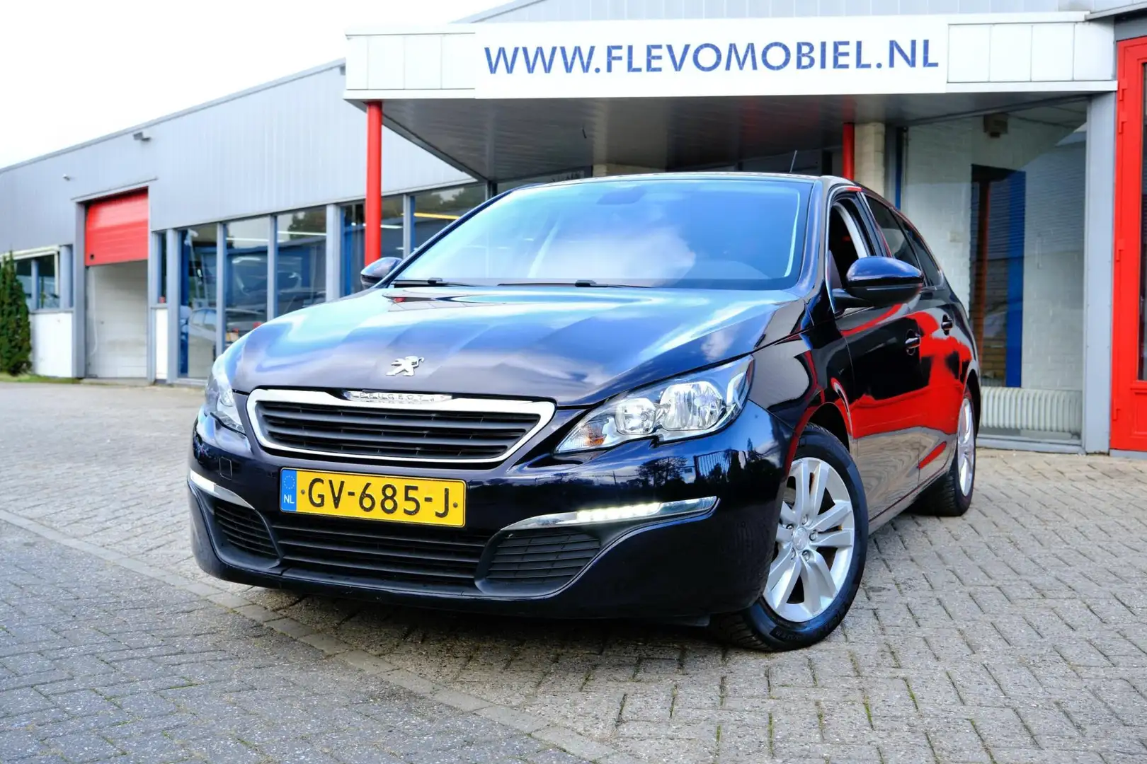 Peugeot 308 SW 1.6 120pk BlueHDI Blue Lease Pack Navi|Clima|LM Blauw - 1