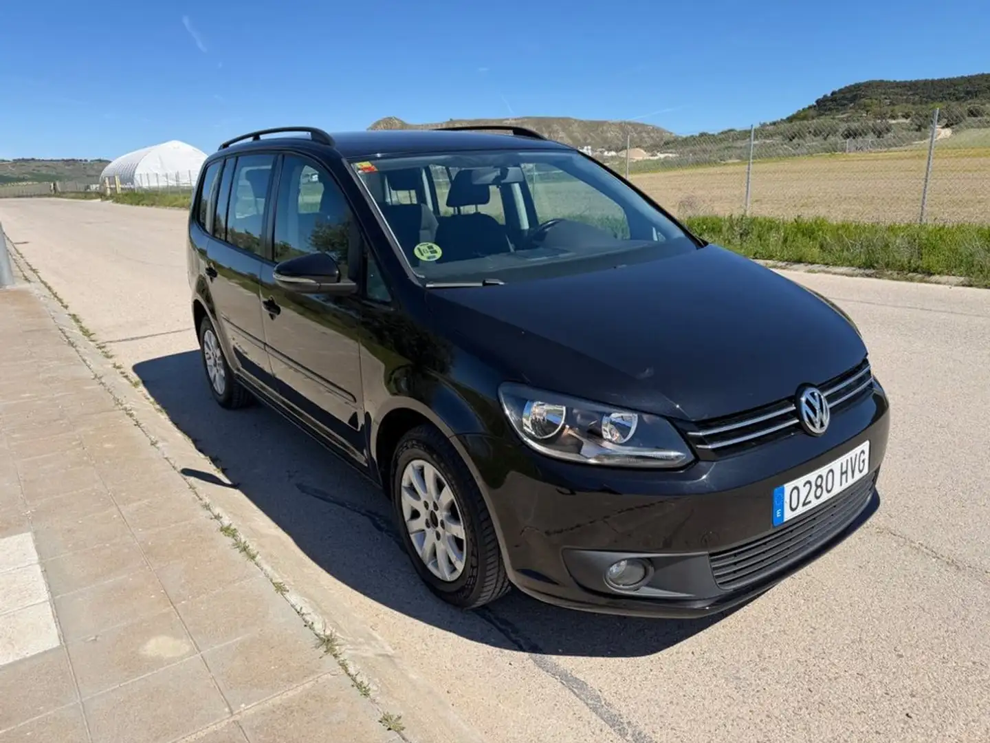 Volkswagen Touran 1.6 TDI 105cv Advance Bluemotion Tech Negro - 2