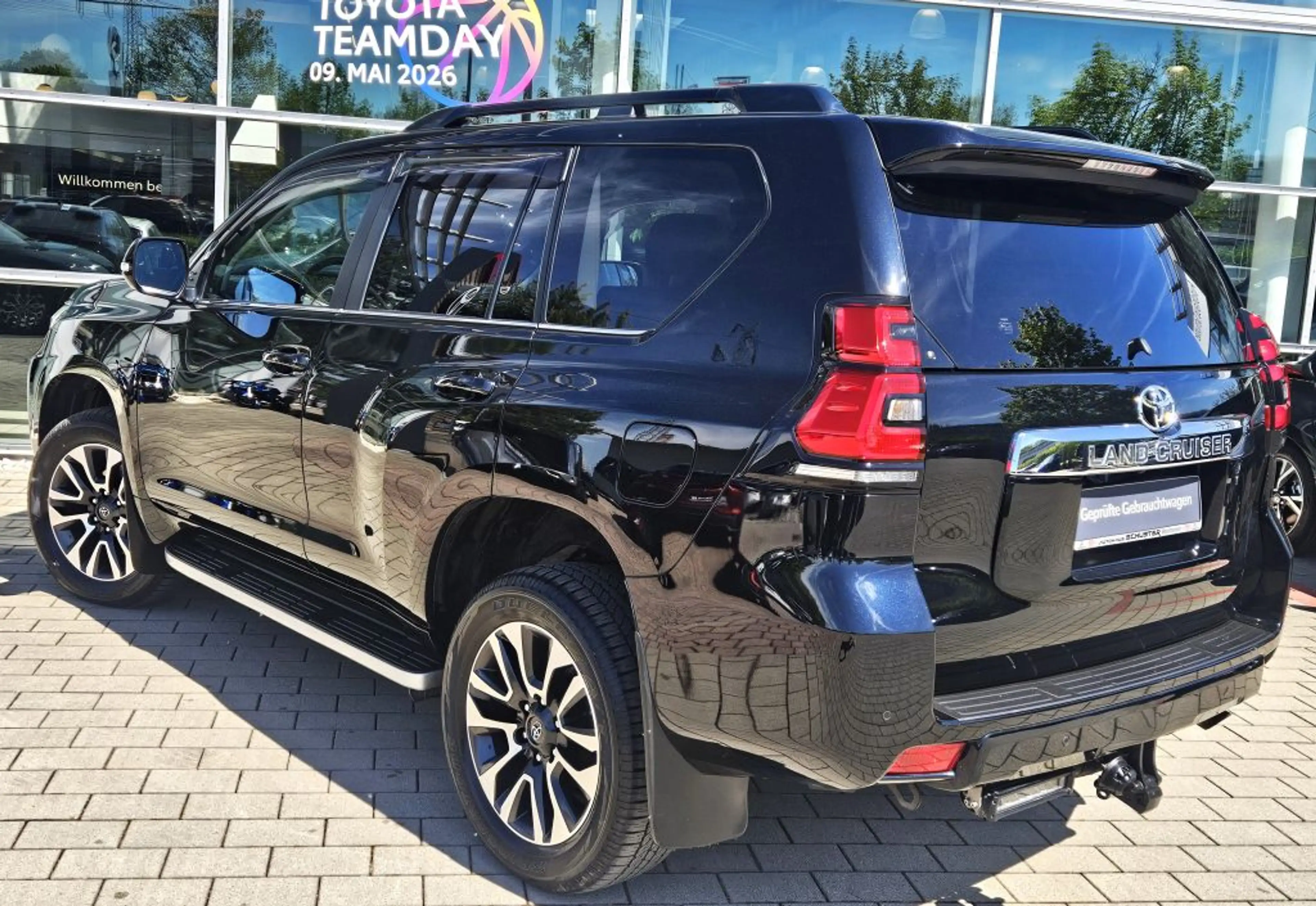 Toyota Land Cruiser 2.8 D-4D Automatik Executive — photo 3