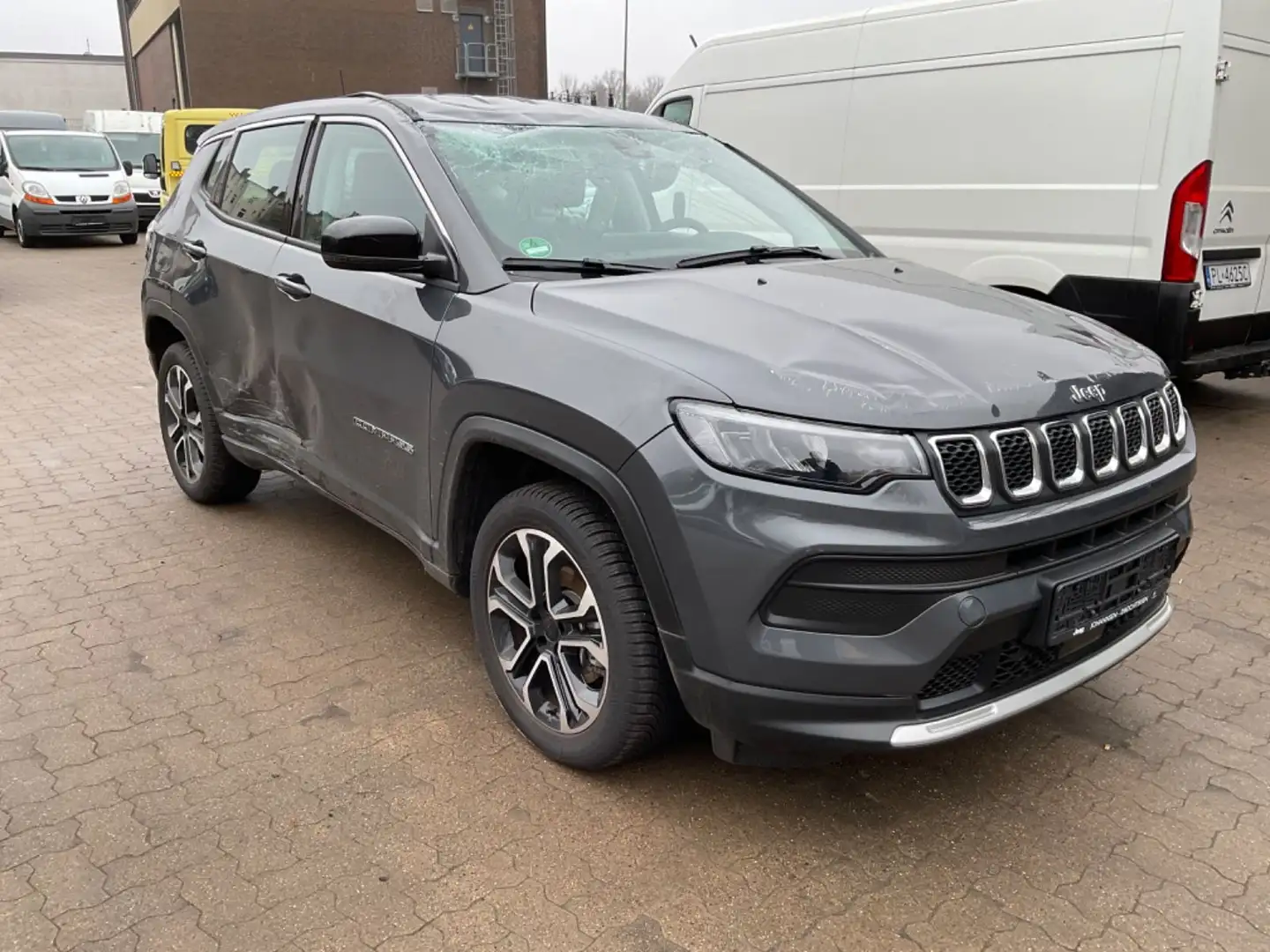Jeep Compass High Altitude Mild-Hybrid FWD Grau - 2