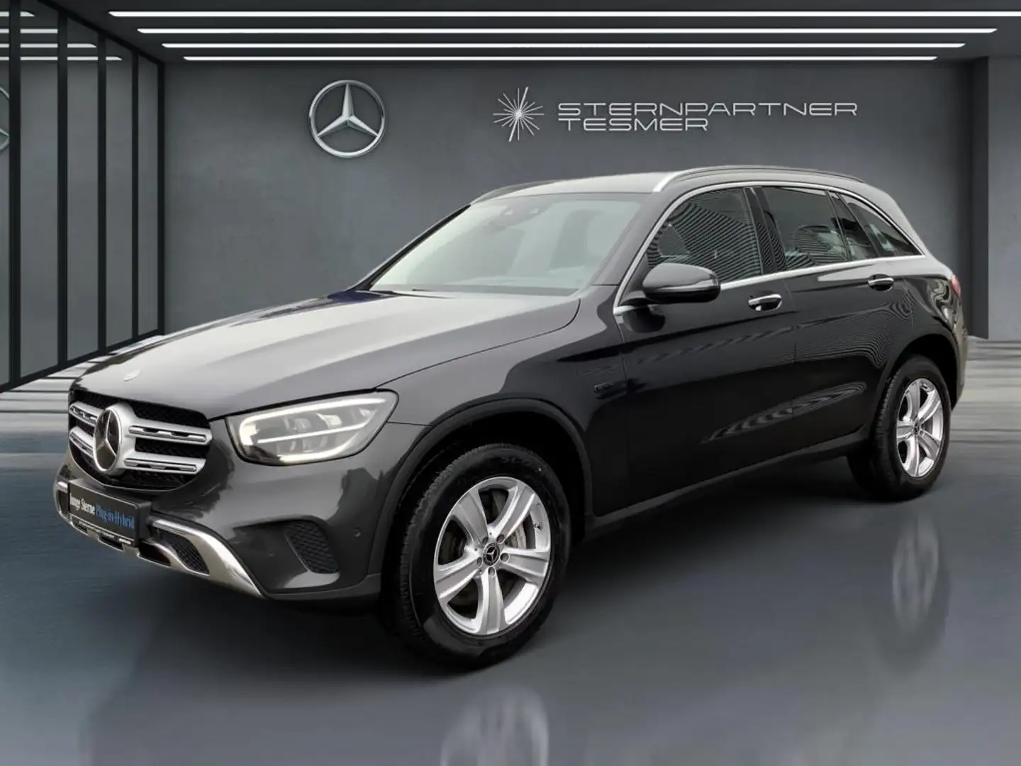 Mercedes-Benz GLC 300 e 4M AMG+MBUX+Memory+Ambiente+Burmester Grau - 2