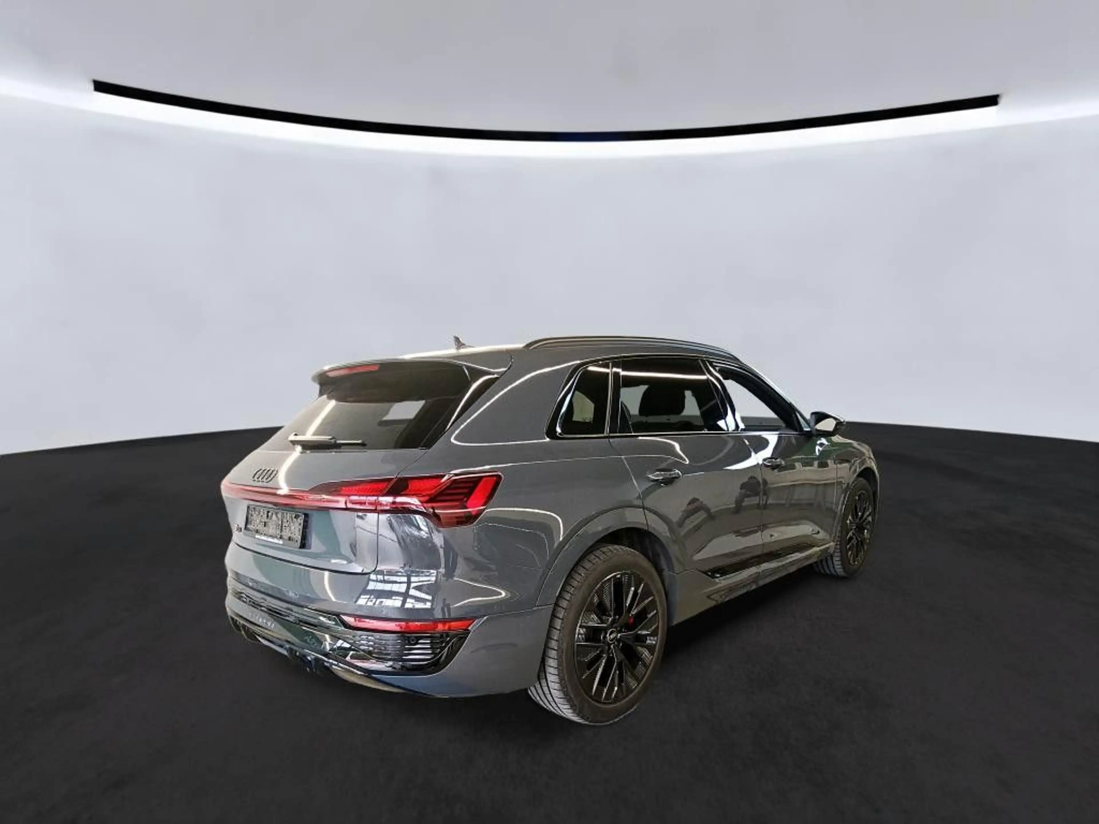 Audi Q8 e-tron *S Line EDITION*Black*Pano*B&O*360*Matr — photo 5