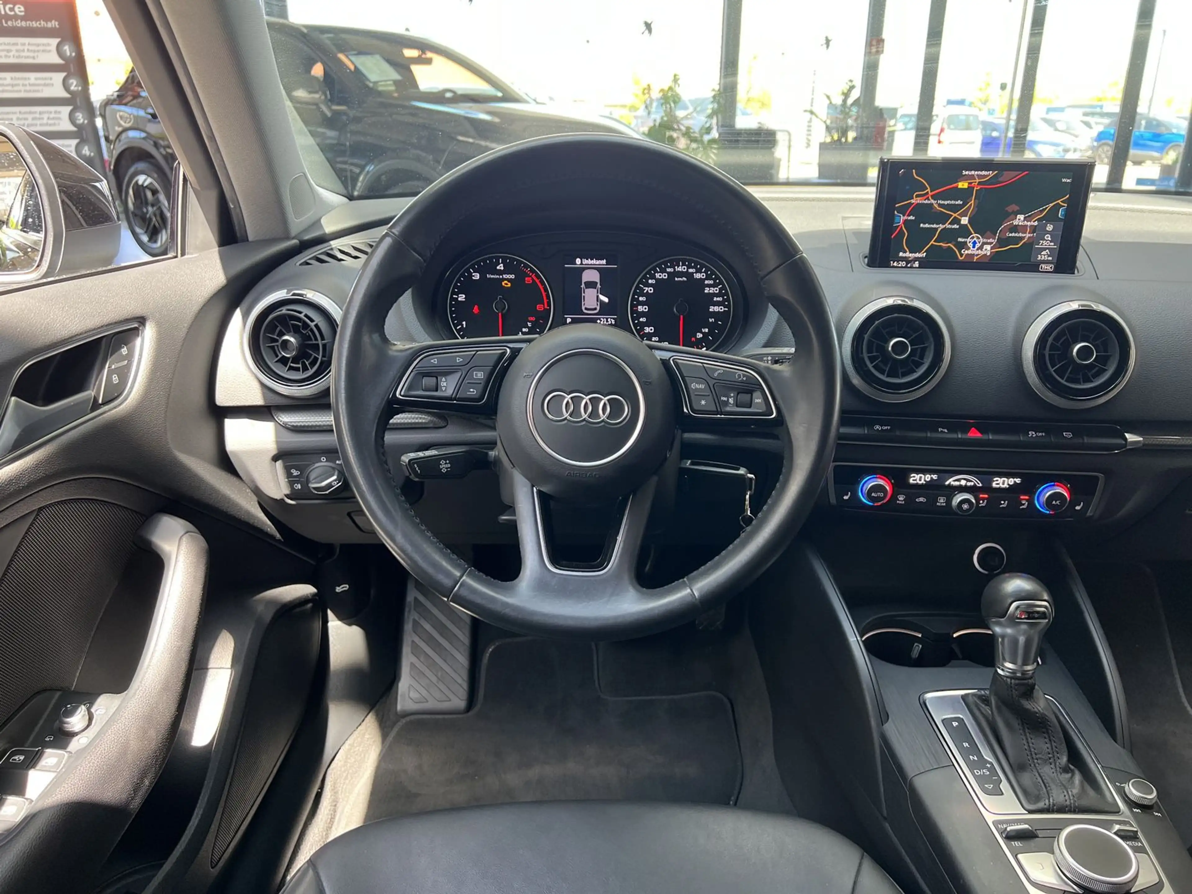 Audi A3 35 TDI design S-tronic Leder Navi Led PDC — photo 10