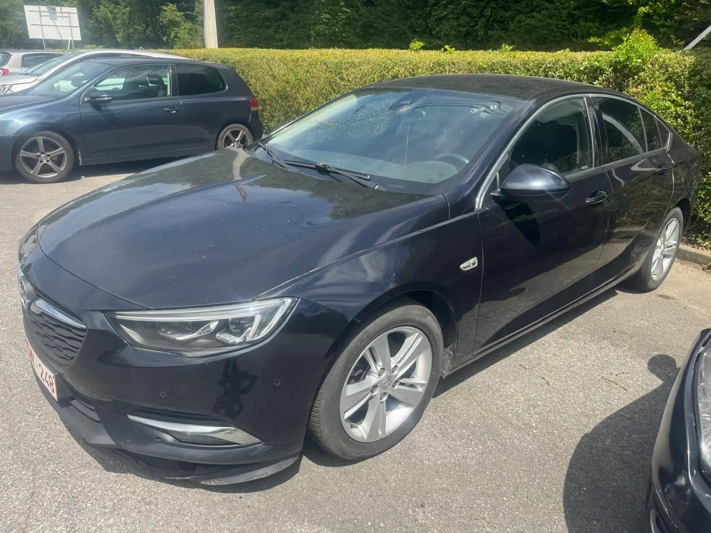 Opel Insignia 1.6 CDTI ecoFLEX Start/Stop Business Edition Zwart - 1