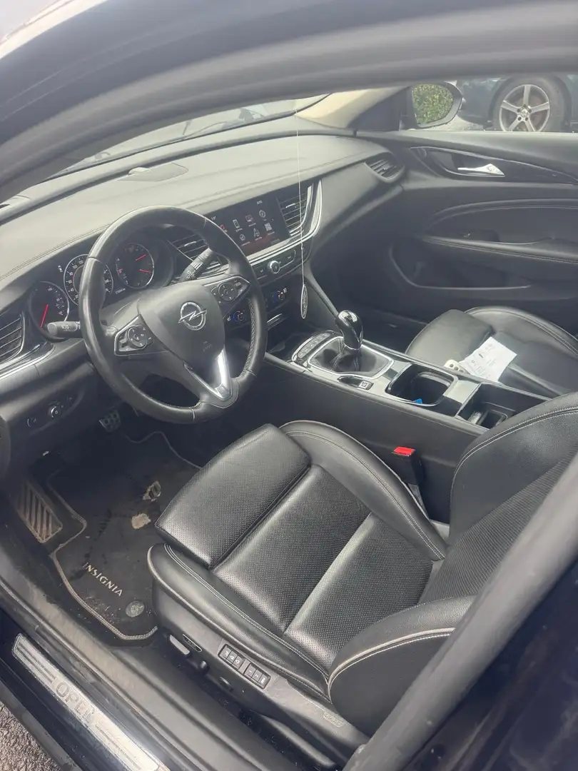 Opel Insignia 1.6 CDTI ecoFLEX Start/Stop Business Edition Zwart - 2