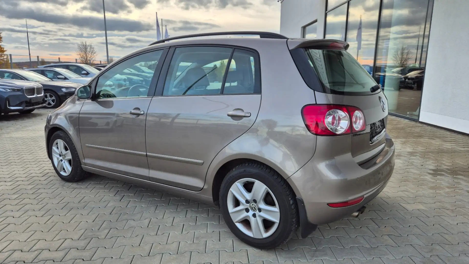 Volkswagen Golf Plus 1.4 FSI Comfortline +nur an Händler/Export+ Hnědá - 2