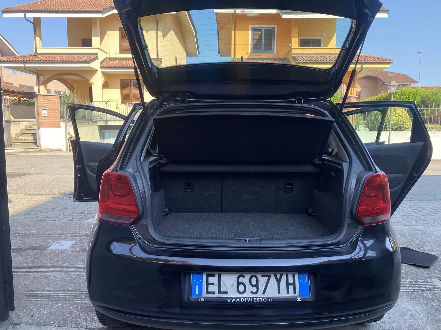 Volkswagen Polo 5p 1.2 tdi Comfortline - 1