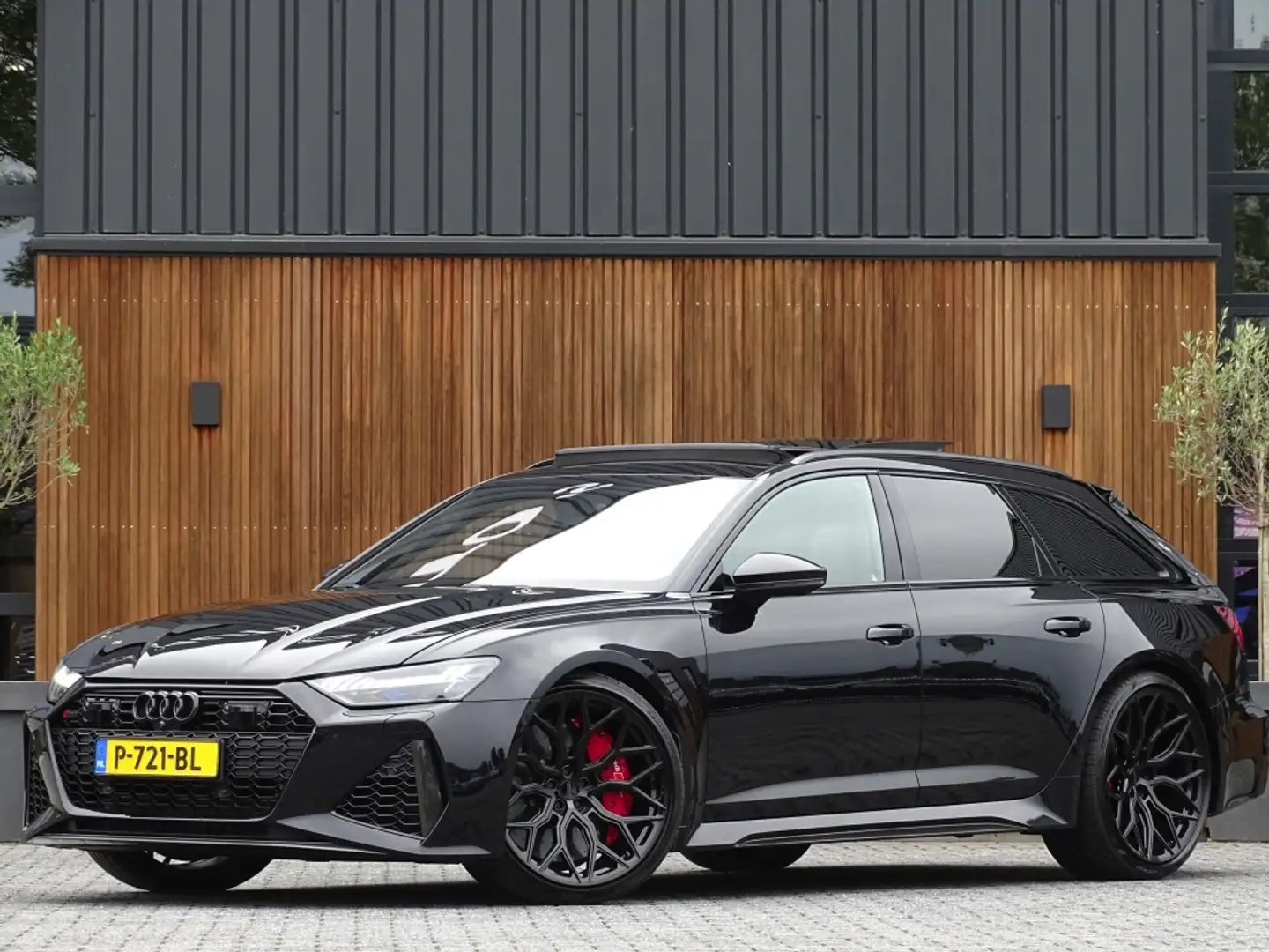 Audi RS6 RS6 V8T 601PK Quattro / Ceramic / B&O / carbon / L Zöld - 1