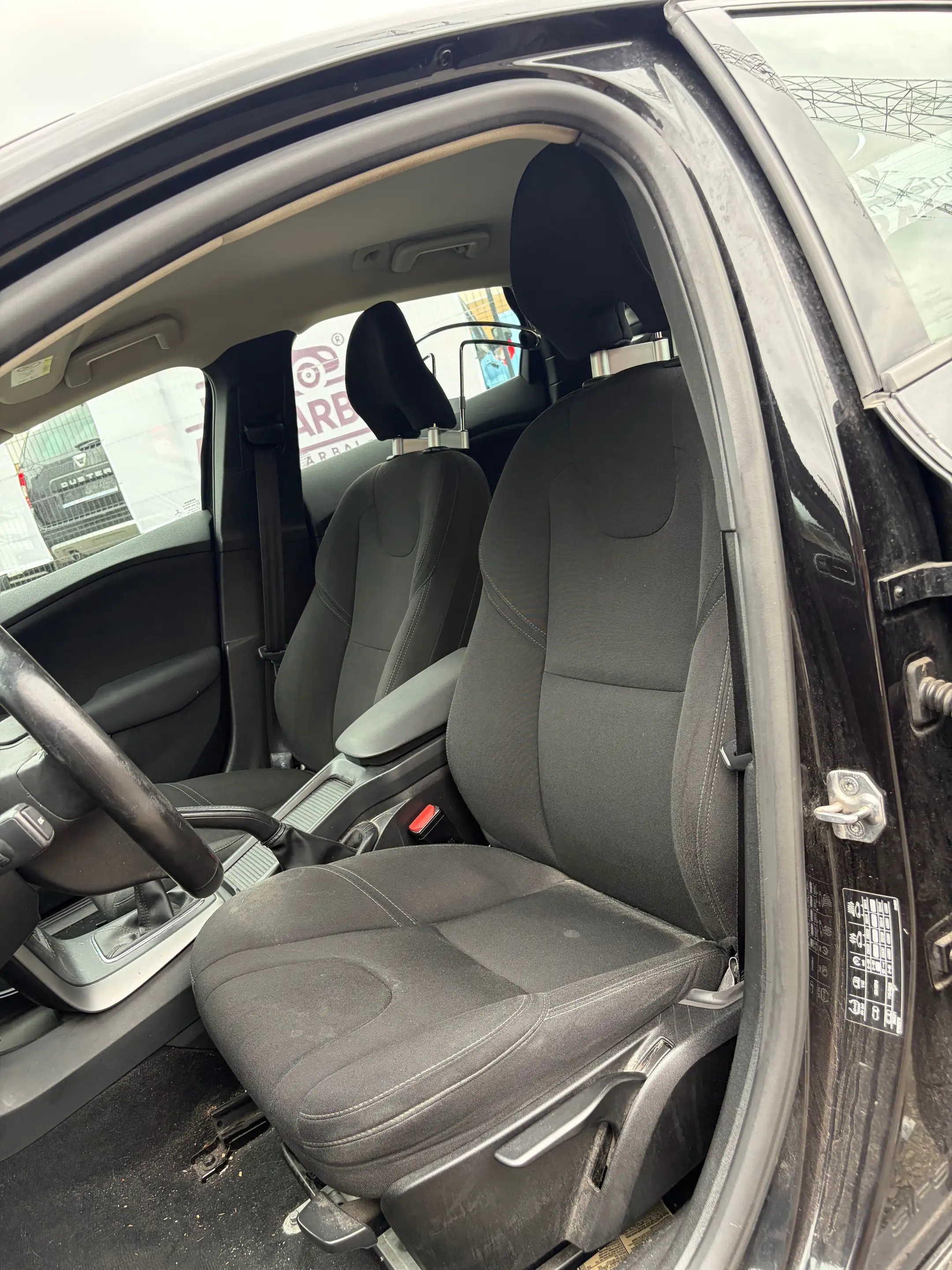 Volvo V40 V40 2.0 D2 Black Edition AdBlue (EU6d-TEMP) — photo 10