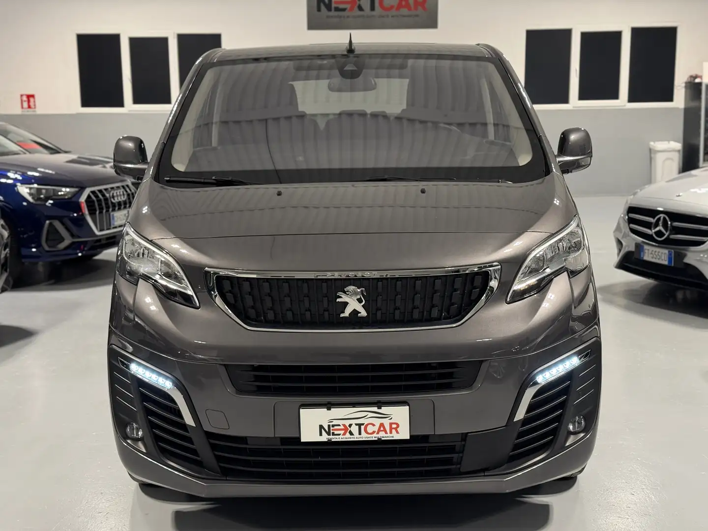 Peugeot Traveller 8 POSTI BlueHDi 150cv Standard Allure Grigio - 2