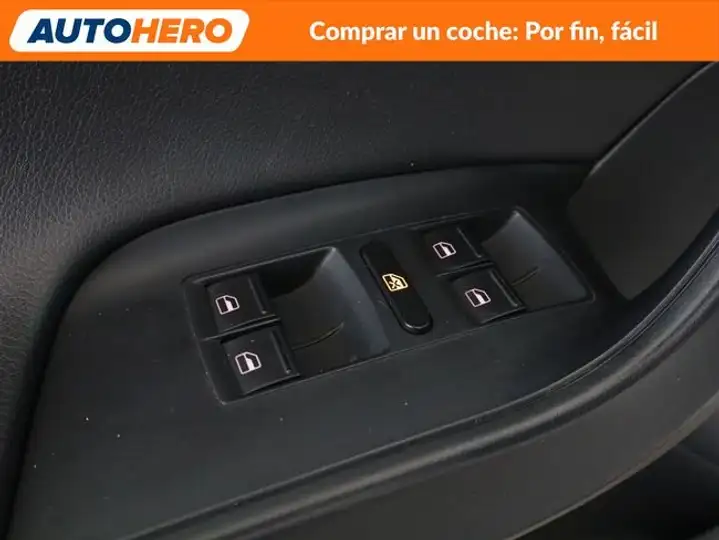 SEAT Ibiza ST 1.2 TSI Style Connect 2016, foto 26
