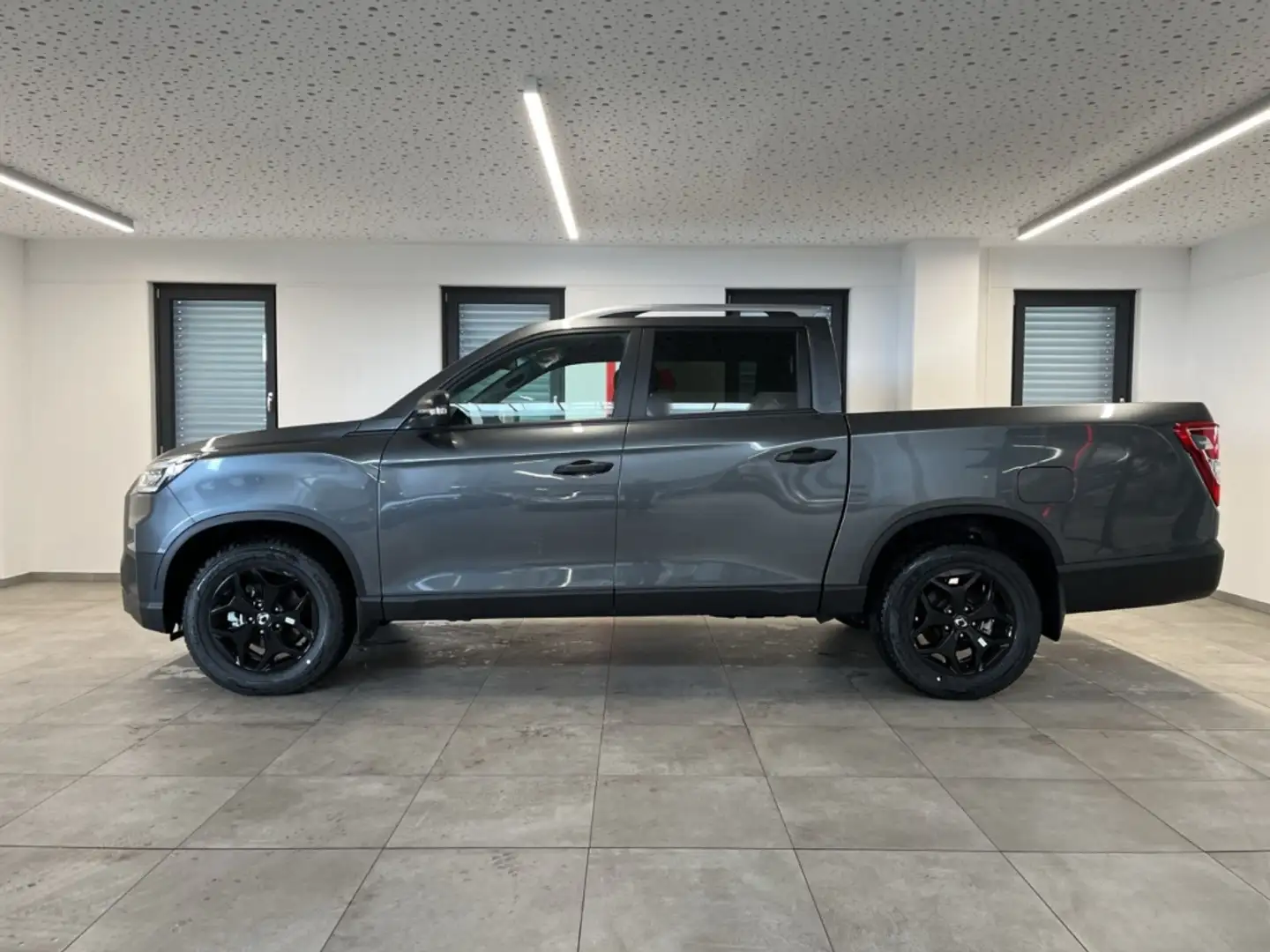 SsangYong Musso Grand 2.2 D Blackline LED Navi Tempomat Grey - 2
