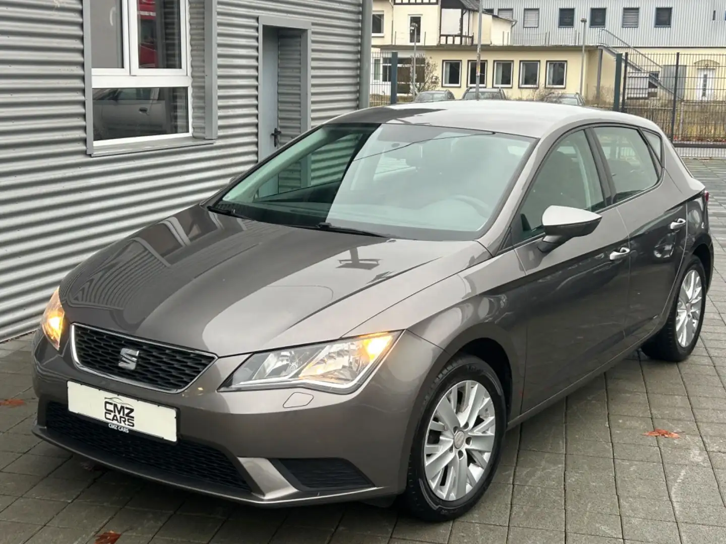 SEAT Leon Reference / KLIMA / SHZ / 8-FACH / Gris - 1