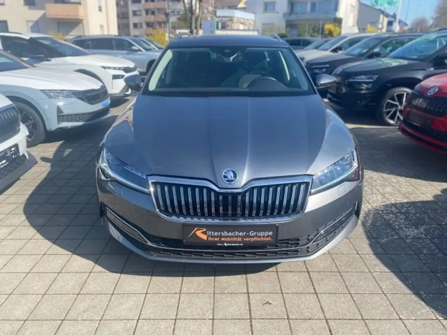 Skoda Superb Combi 2.0 TDI DSG Style DSG Parksens. v+h Grau - 2