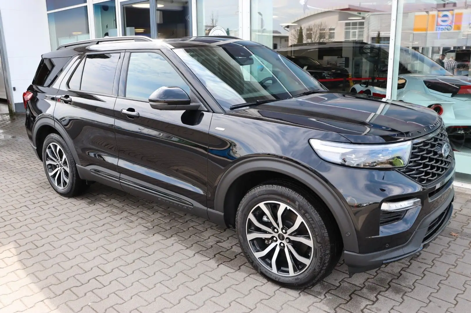 Ford Explorer ST-Line PHEV 3.0 ALLRAD 7-Sitze AHK Schwarz - 2