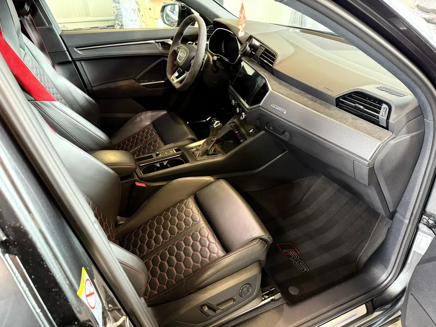 Audi RS Q3 2.5 quattro s-tronic - 1