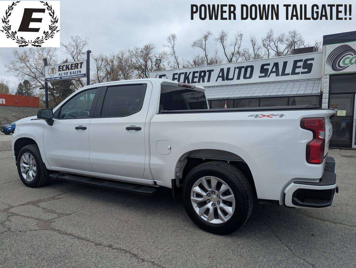 2021 Chevrolet Silverado 1500 Custom WITH POWER DOWN TAILGATE!!