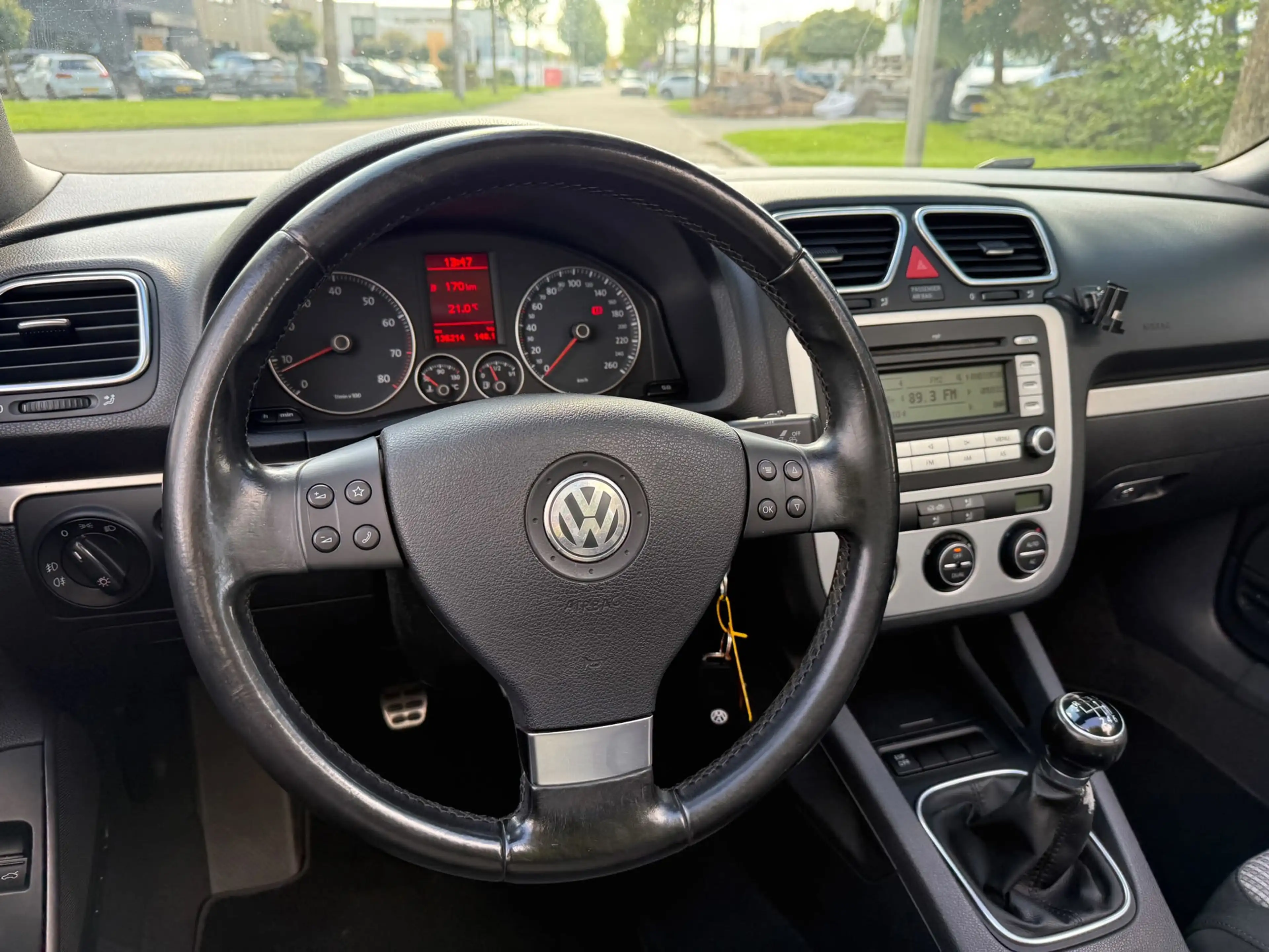 Volkswagen Eos 1.4 TSI — photo 14