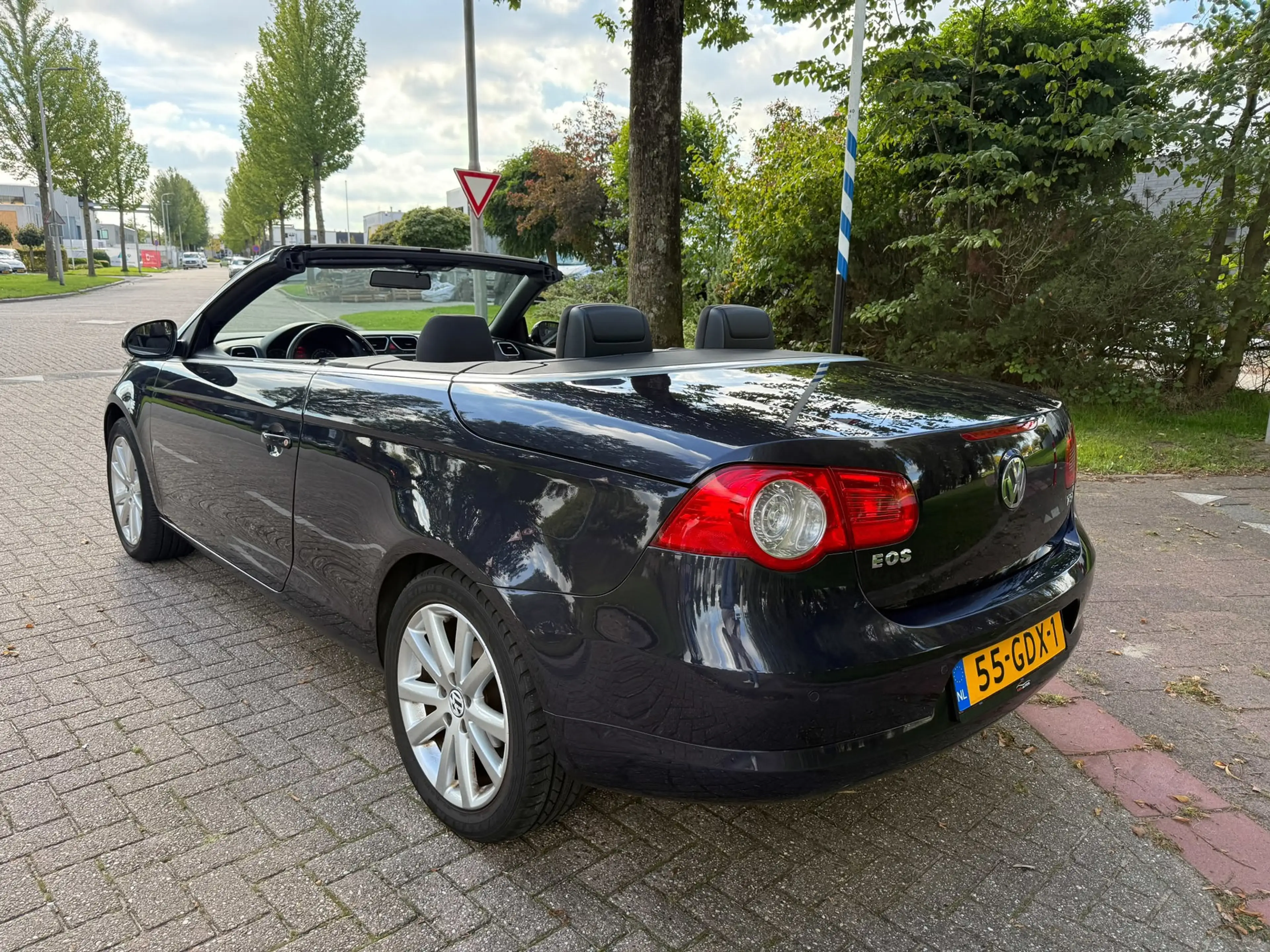 Volkswagen Eos 1.4 TSI — photo 8