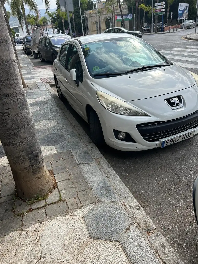 Peugeot 207 120 Automatik Premium - 2