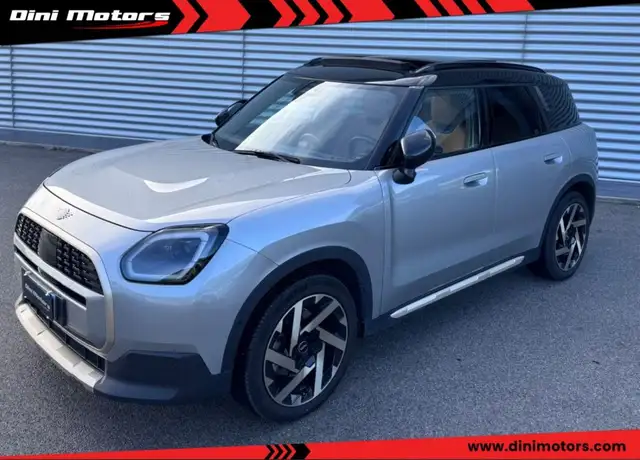 MINI One D Countryman D Favoured Countryman MY25 M pack TETTO PANORAMICO